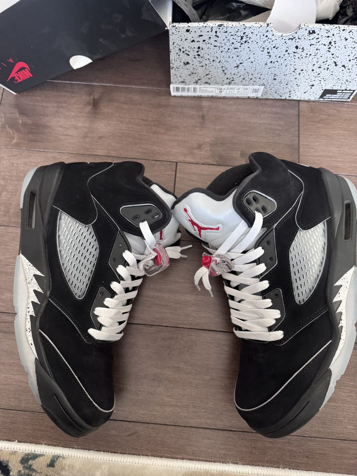 Jordan Brand Jordan 5 black metallic Size US 9.5 / EU 42-43 - 18 Thumbnail