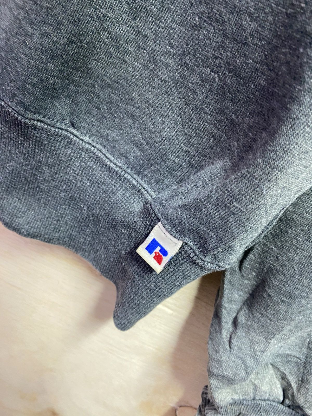 Russell Athletic vintage 90s Russell Athletic blank crewneck sweatshirt Size US XL / EU 56 / 4 - 2 Thumbnail