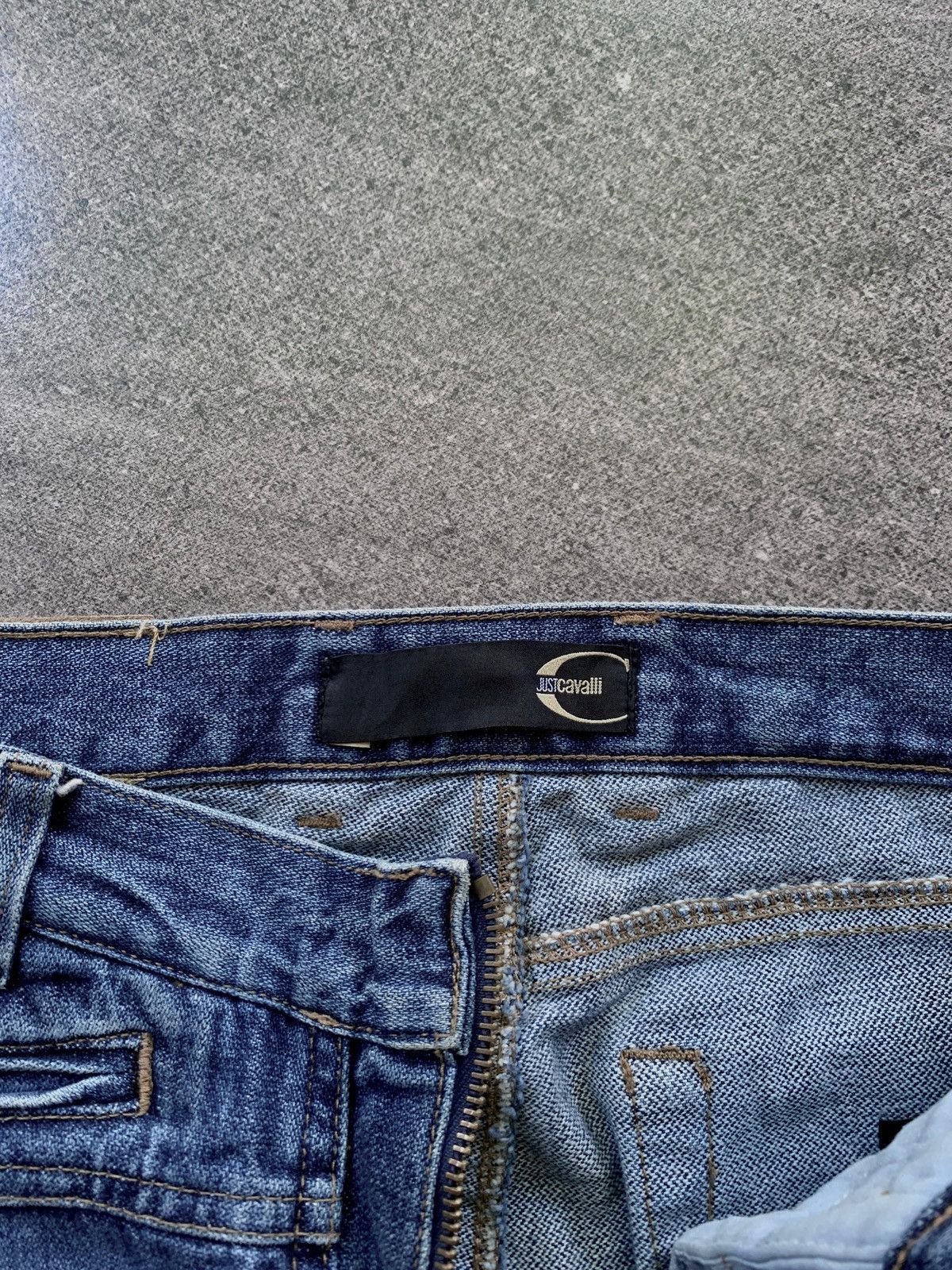 Roberto Cavalli FREE TAX! Just Cavalli Flared Denim Jeans Size US 28 / EU 44 - 9 Thumbnail