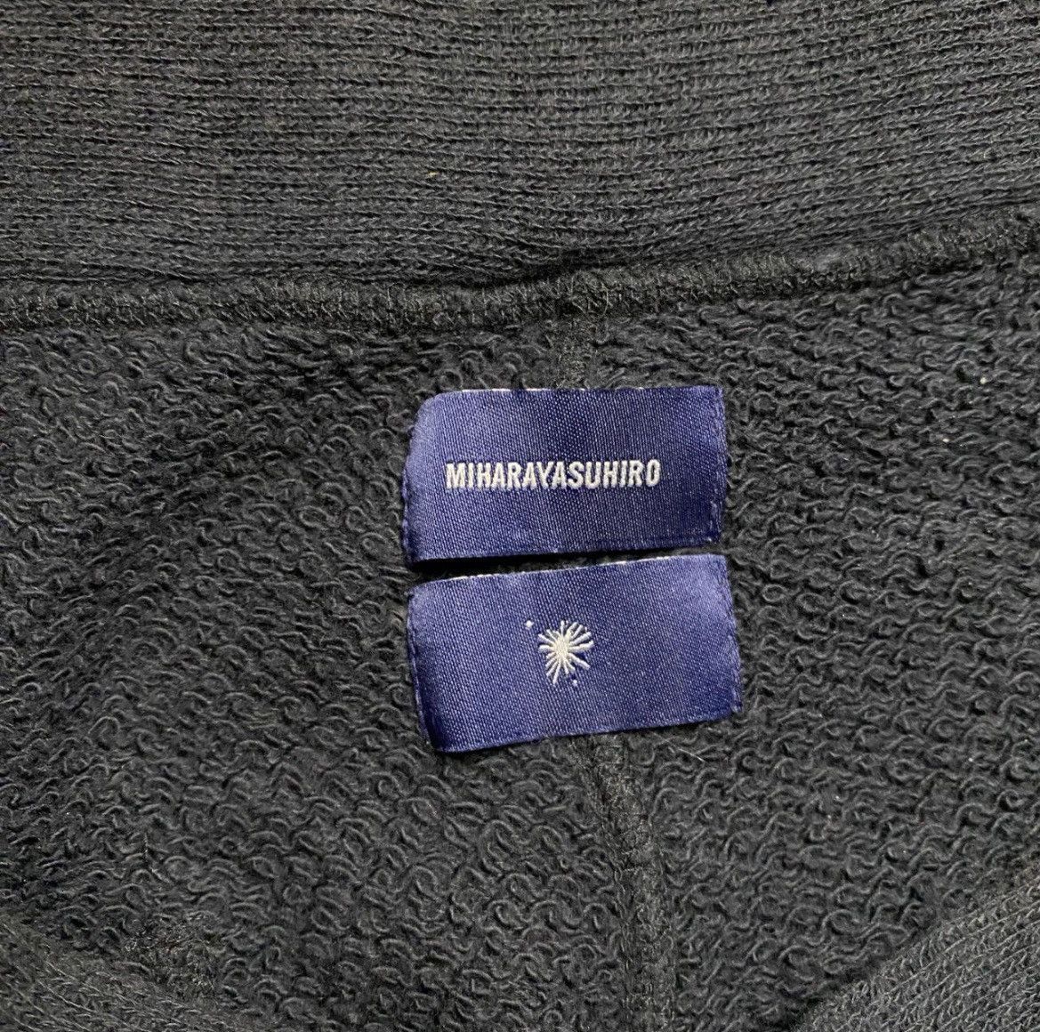Maison MIHARA YASUHIRO Maison Mihara Yasuhiro Harun Distressed Sweatpants Size US 30 / EU 46 - 3 Thumbnail
