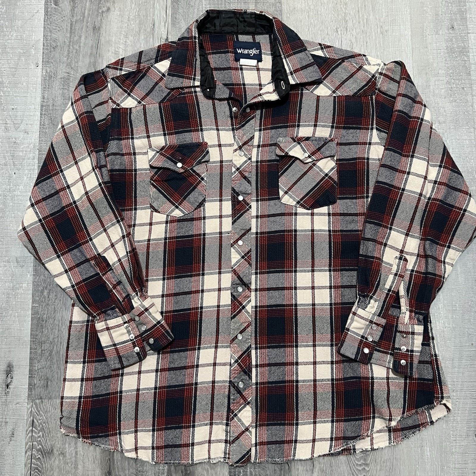 Wrangler VTG Wrangler Heavy Cotton Red/Beige Plaid Flannel Shirt XL Size US XL / EU 56 / 4 - 1 Thumbnail