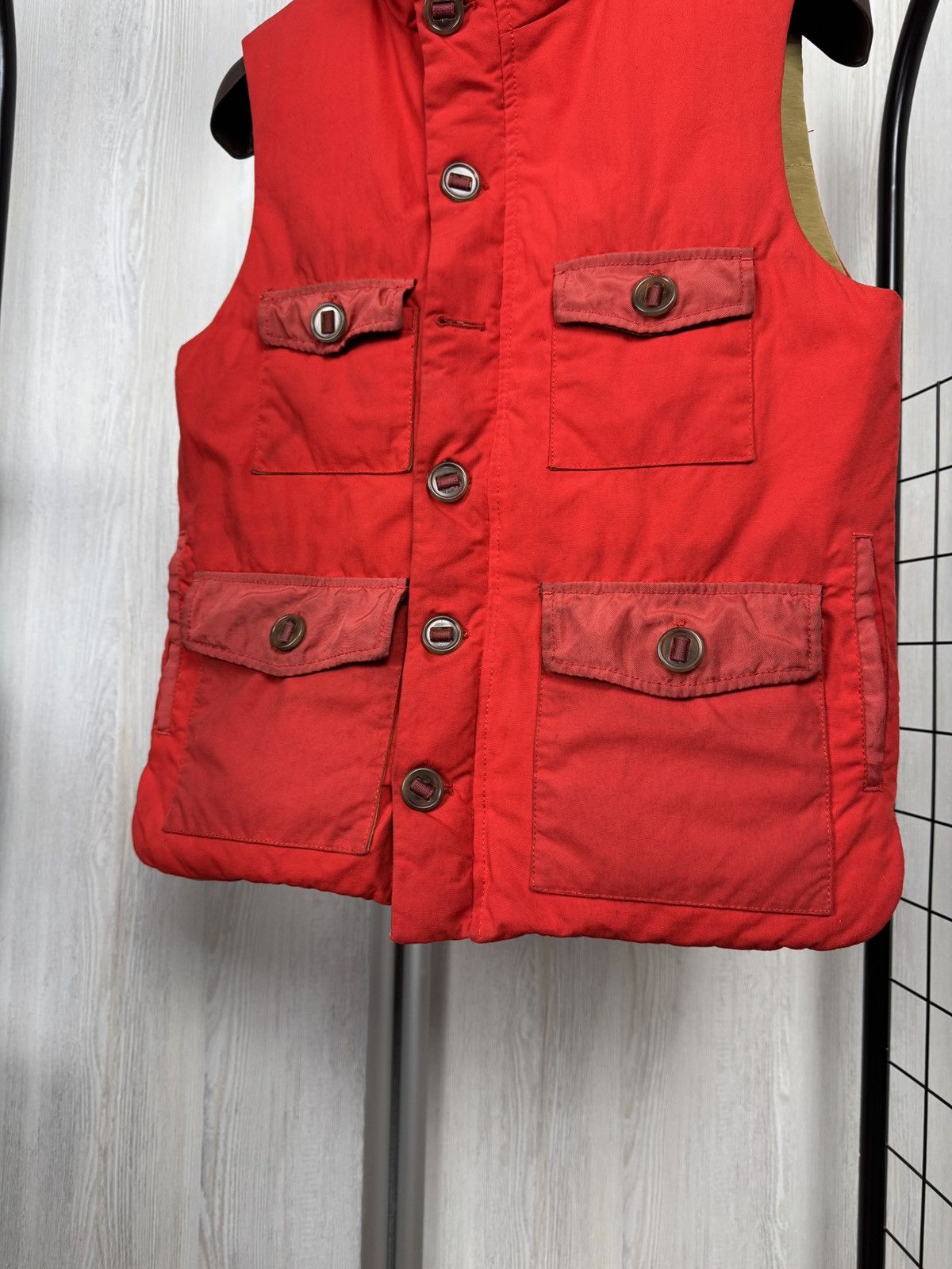 02DERIV. 02deriv. Red multipocket down vest size 1/S Size US S / EU 44-46 / 1 - 8 Thumbnail