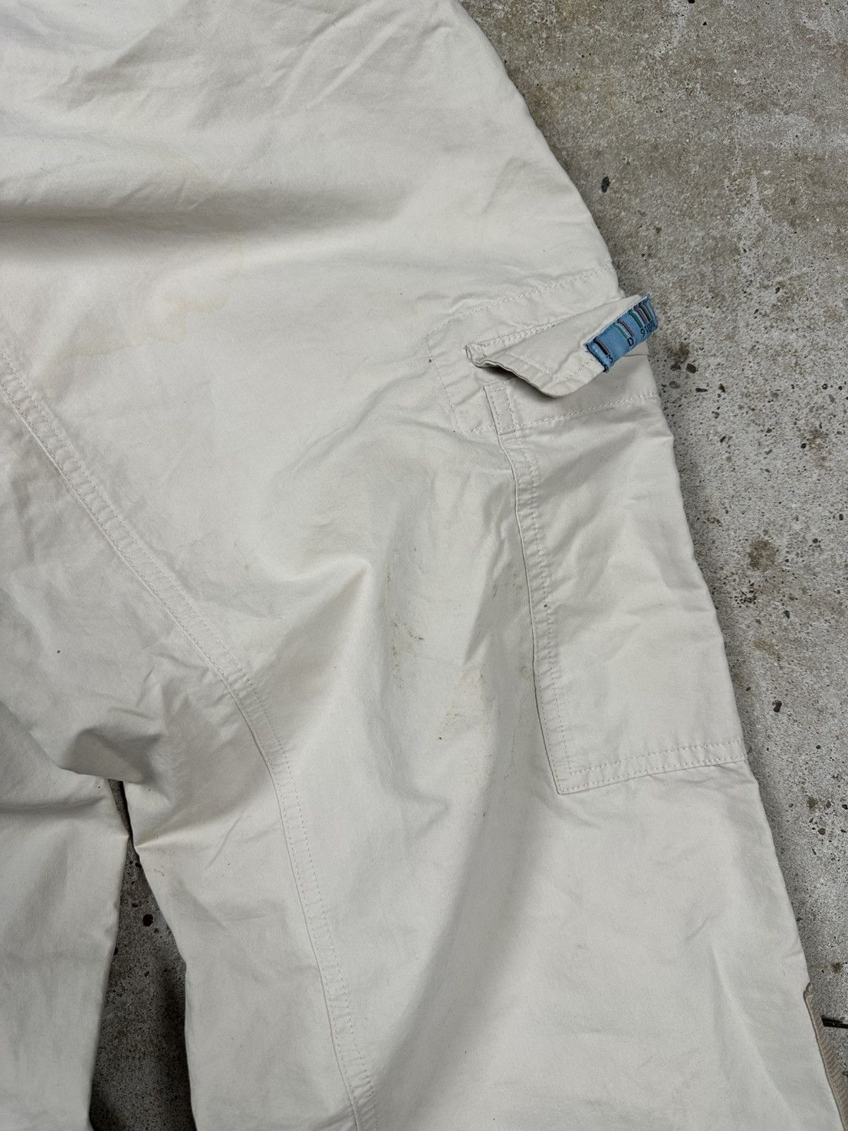Adidas Vintage Y2K Adidas Beige Baggy Track Cargo Pants Size US 27 - 17 Thumbnail