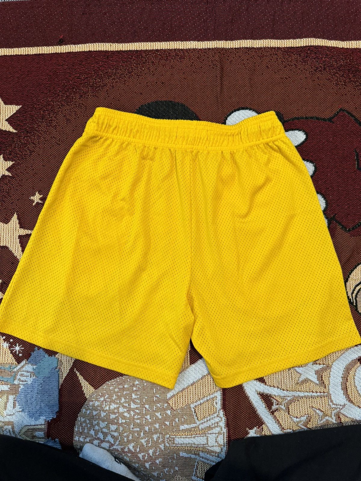 Eric Emanuel Eric Emanuel yellow Lightning bolt Shorts medium Size US 30 / EU 46 - 2 Thumbnail