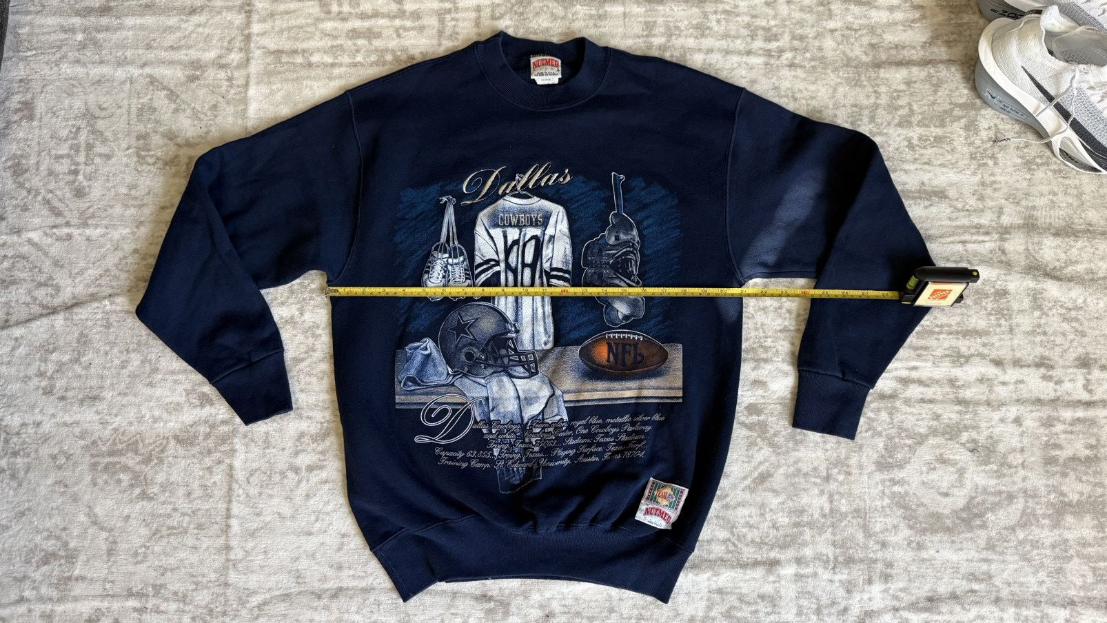 Nutmeg 90s Vintage Nutmeg Dallas Cowboys Graphic Sweatshirt Size US L / EU 52-54 / 3 - 2 Thumbnail