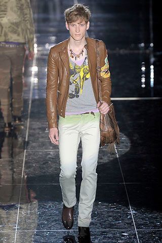 Gucci Gucci S/S 2009 V-Neck Birds Toocan T-shirt grey Size US XL / EU 56 / 4 - 2 Thumbnail