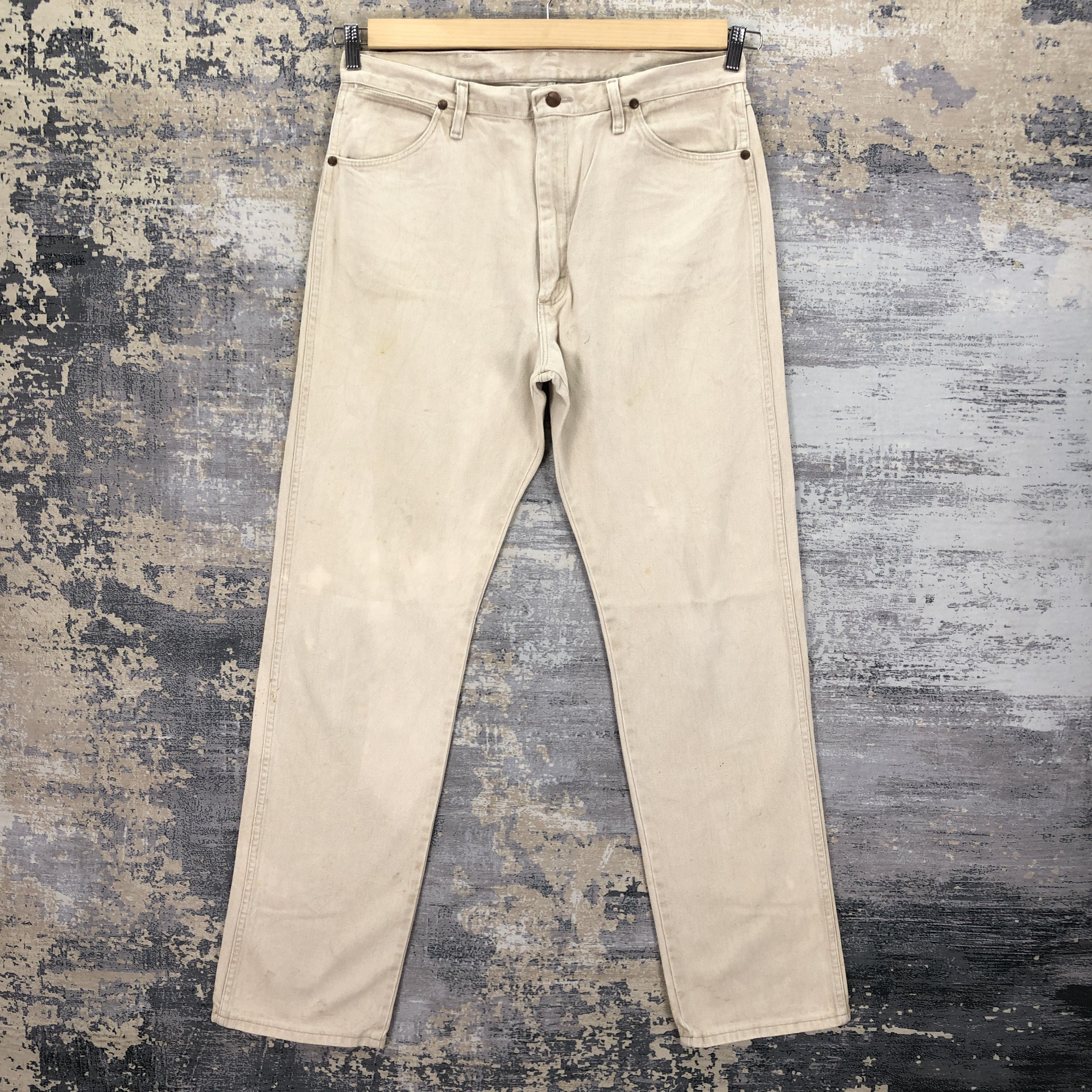 Wrangler Vintage Wrangler Beige Jeans Wrangler Stonewash Faded Denim Size US 34 / EU 50 - 1 Thumbnail