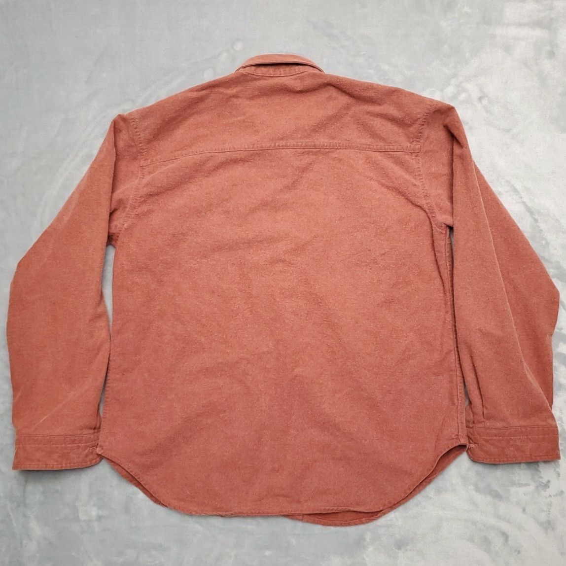 Vintage VTG Woolrich Shirt Women L Red Chamois Flannel Outdoor Retro Classic Made in USA Shirt L Red 90s Mens Size L / US 10 / IT 46 - 5 Thumbnail