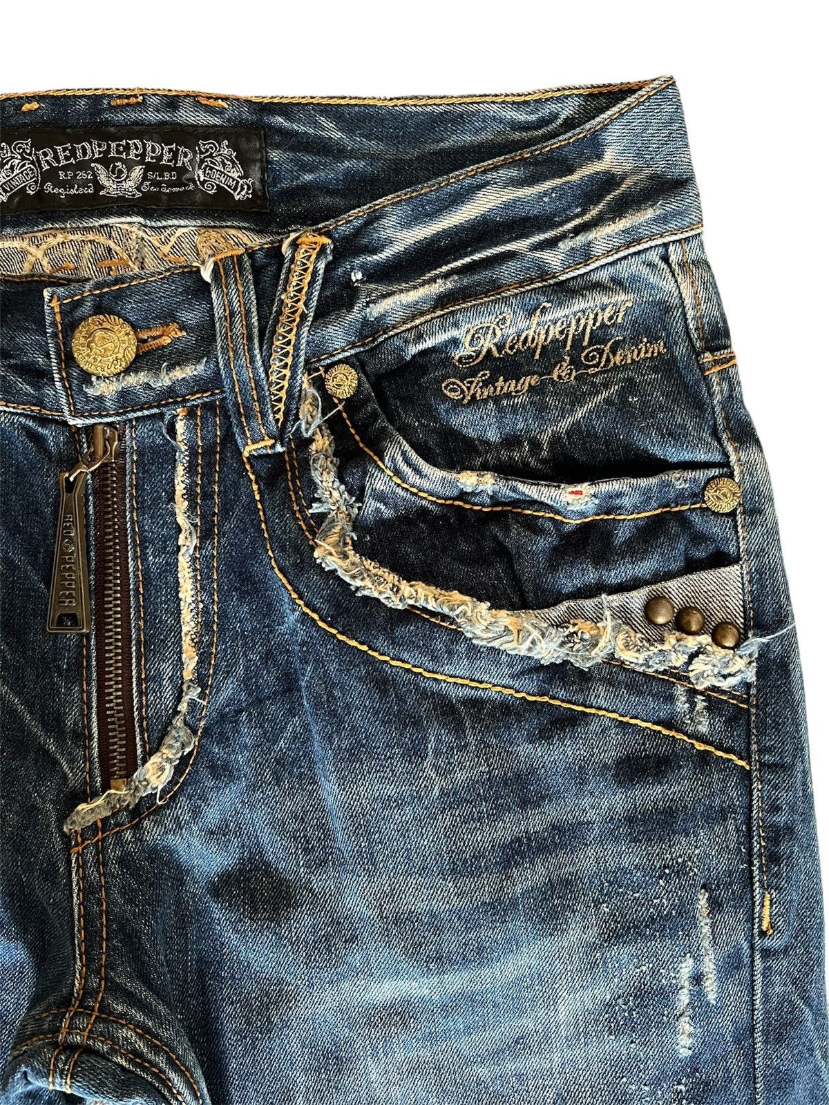 Vintage 🔥Accept Offer🔥Red Pepper & Denim Vintage Special Edition Size US 33 - 7 Thumbnail