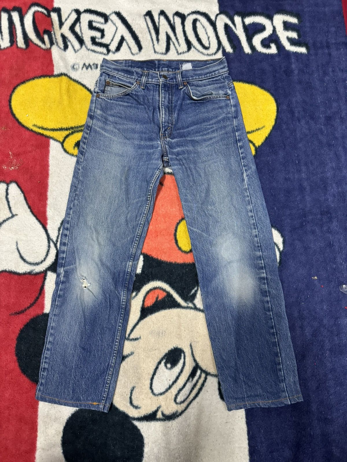 image of Vintage Levis 505 Jeans in Blue, Men's (Size 29)