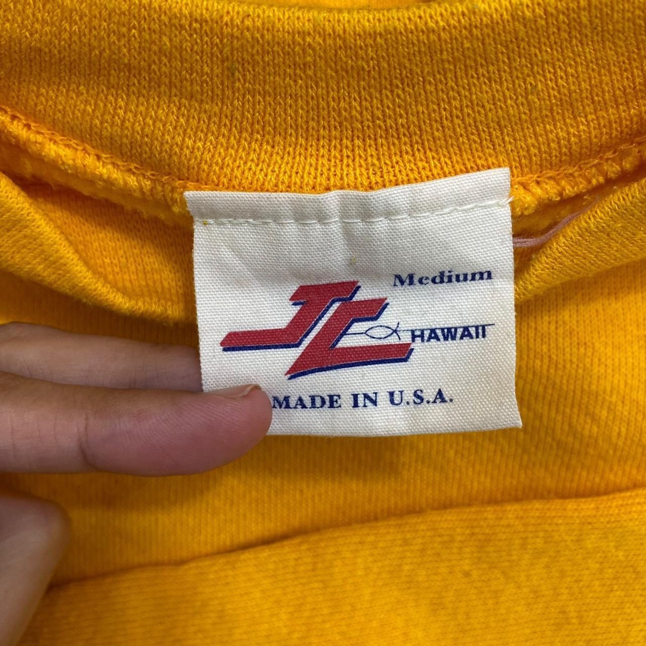 Vintage Vintage JOHN CARPER Hawaii Surfboard Competition Sweatshirt Size US M / EU 48-50 / 2 - 5 Thumbnail