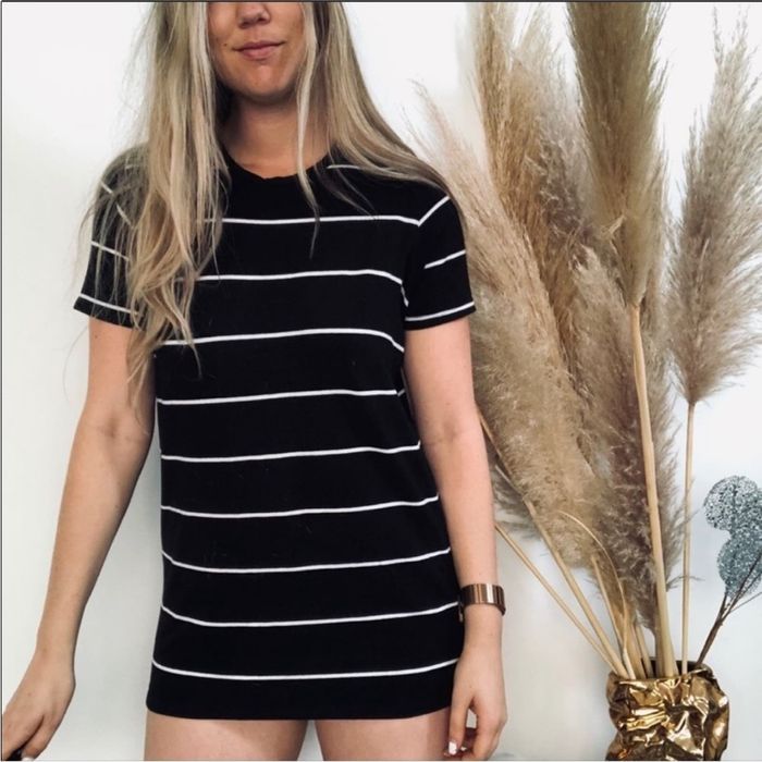 Brandy Melville striped dress  Brandy melville dress, Dress, Casual dresses