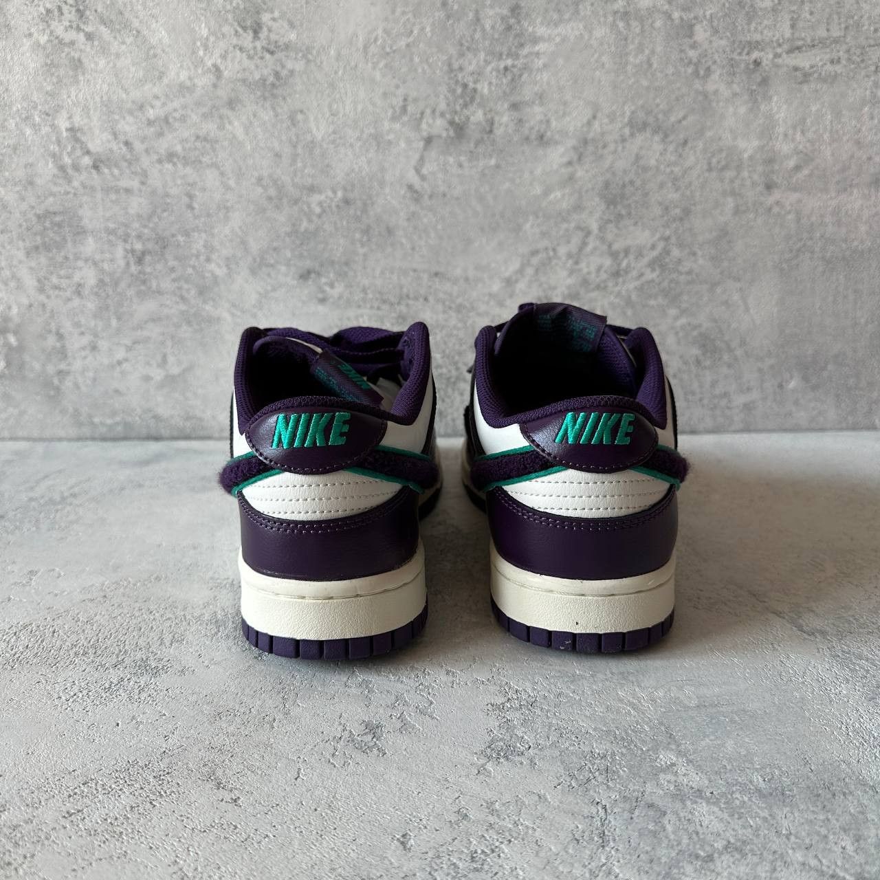 Nike Nike Dunk Low "Chenille Swoosh" Size 42.5 DQ7683-100 Size US 9 / EU 42 - 3 Thumbnail