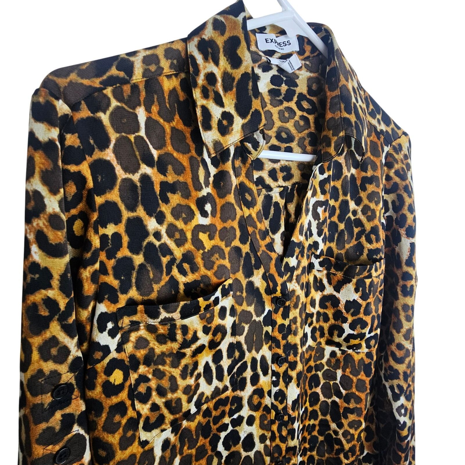 Express Express Womens Leopard Print Portofino Shirt Sz M Slim Fit Size M / US 6-8 / IT 42-44 - 5 Thumbnail