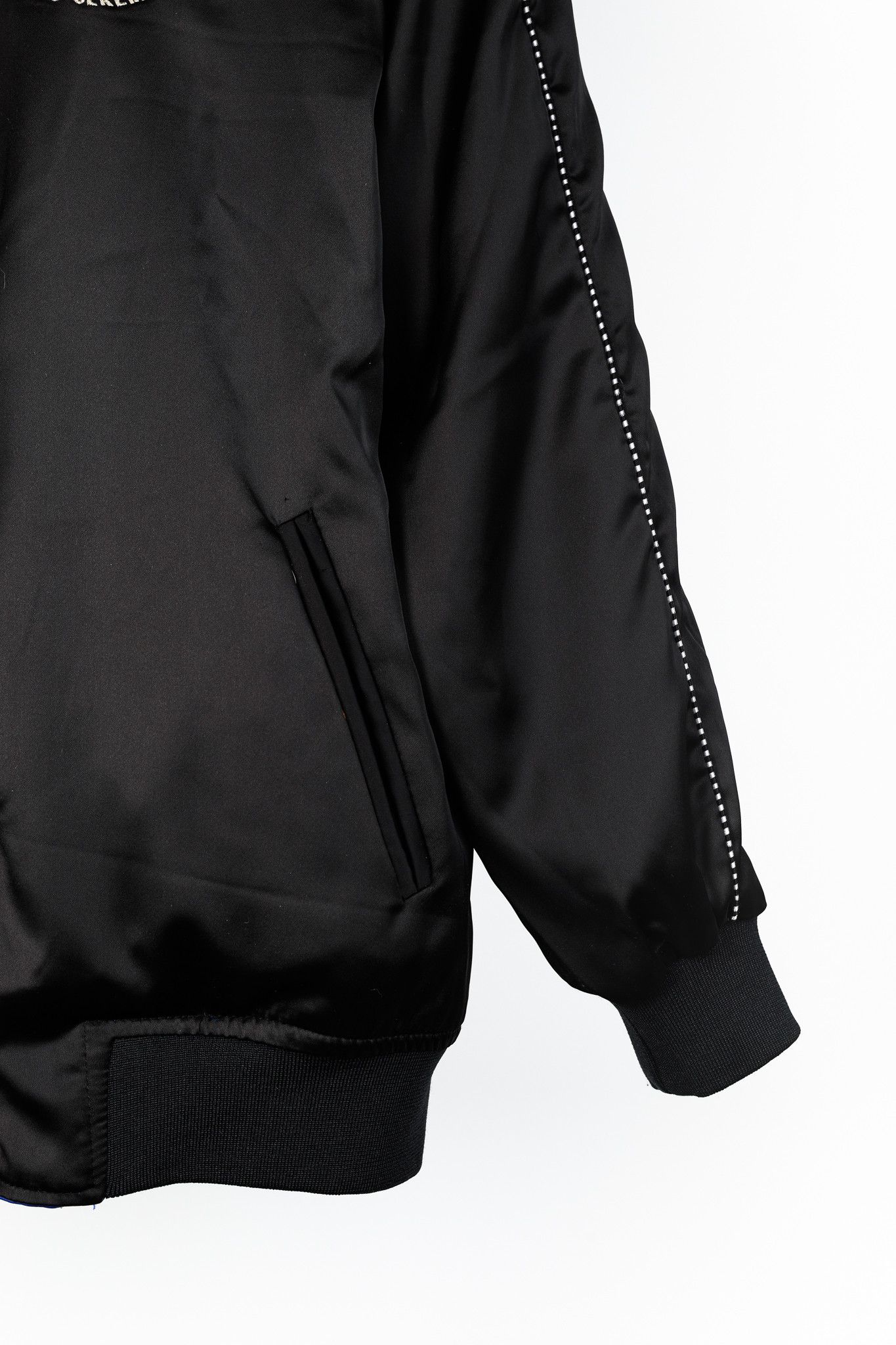 Opening Ceremony Opening Ceremony Reversible Embroidered Bomber Jacket Size L / US 10 / IT 46 - 14 Thumbnail