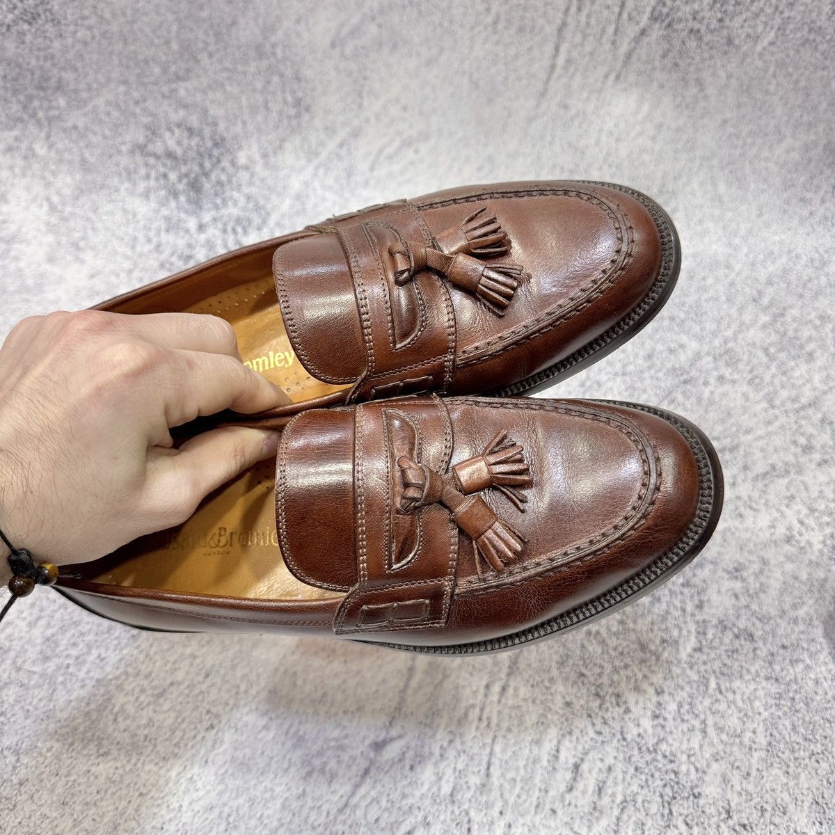 Russell & Bromley Russel & Bromley Mens Brown Leather Tassell Loafers US9.5 Size US 9.5 / EU 42-43 - 6 Thumbnail