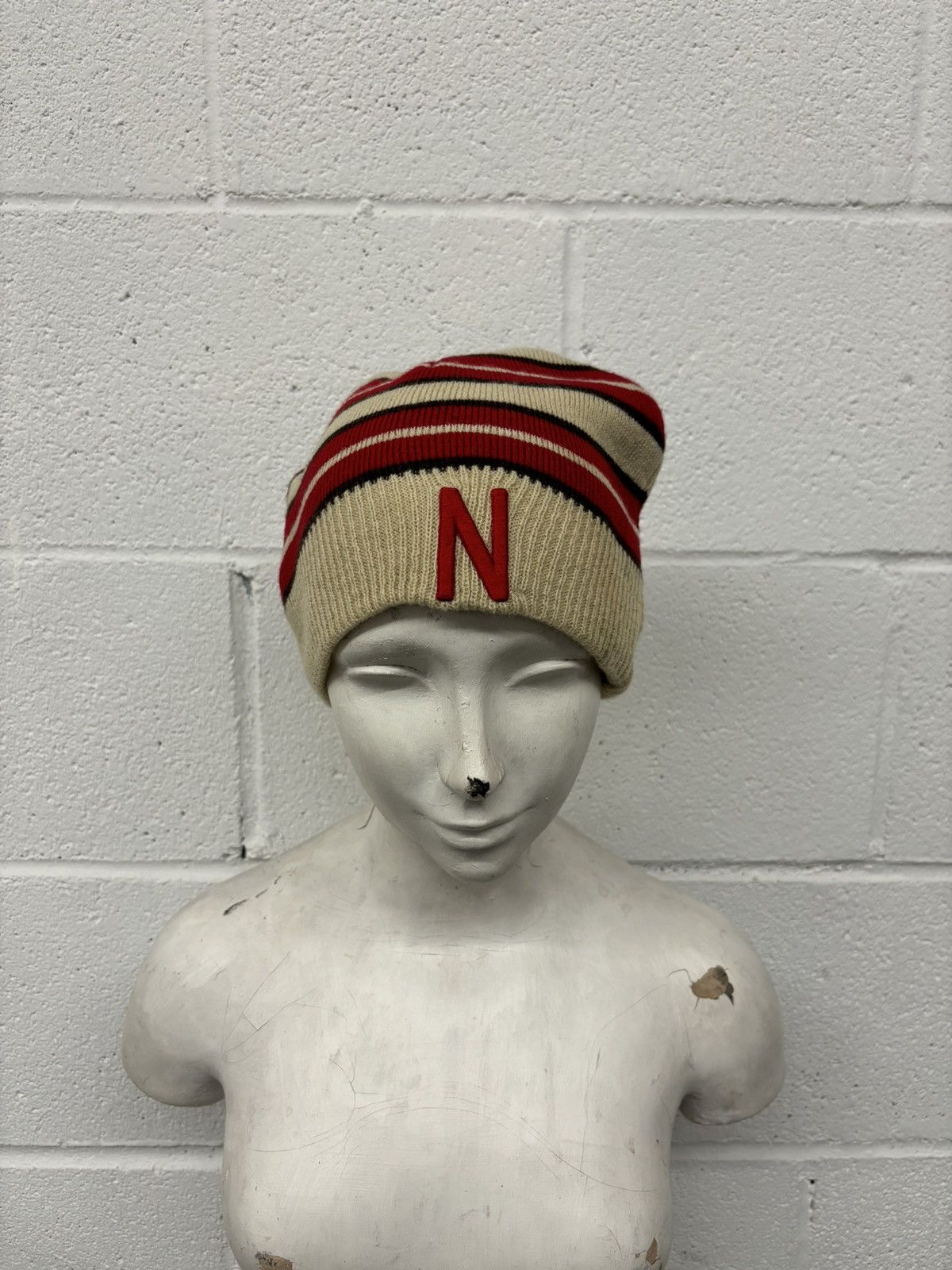 NCAA × Vintage Vintage Nebra Huskers beanie Size ONE SIZE - 2 Thumbnail