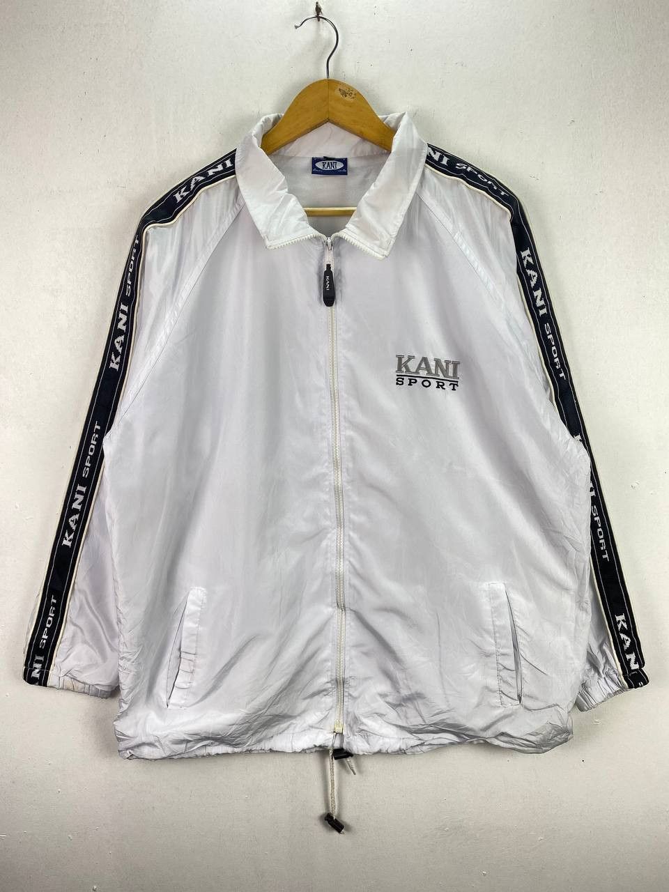 Karl Kani karl kani sport embroided logo sidetaped jacket nice design Size US L / EU 52-54 / 3 - 1 Thumbnail