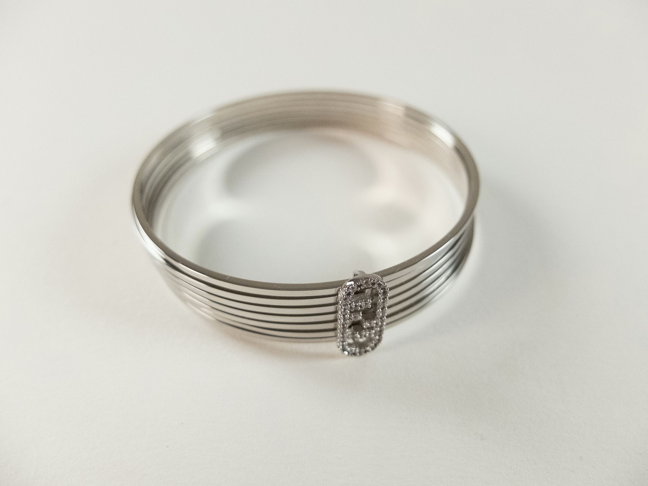 Fendi FENDI O'lock rings metal bracelet with zirconia crystals Size ONE SIZE - 2 Thumbnail