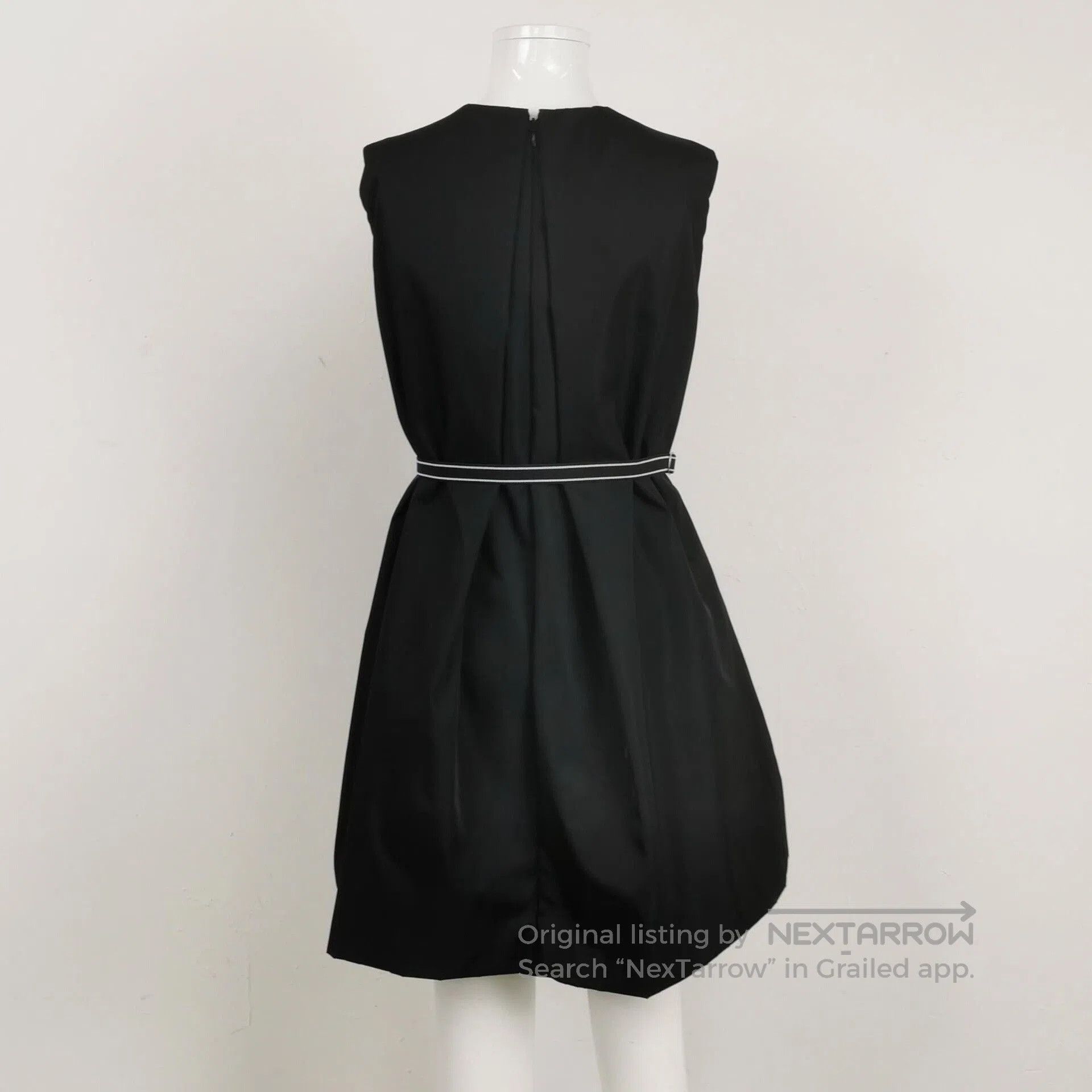 Prada Prada Women's Dress. Size M / US 6-8 / IT 42-44 - 2 Thumbnail