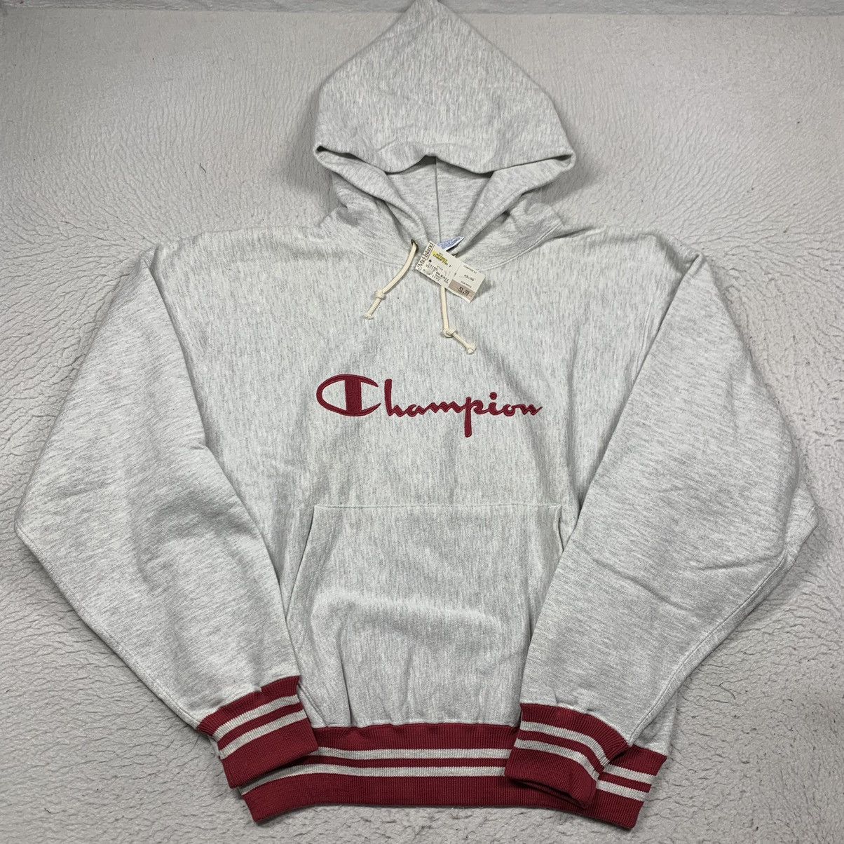 Champion deadstock champion reverse weave hoodie script Large NEW Size US L / EU 52-54 / 3 - 1 Thumbnail