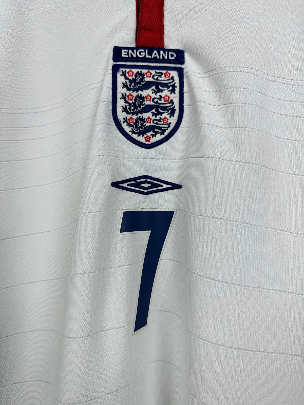 Umbro 2004 Umbro England David Beckham World Cup Soccer Jersey Size US L / EU 52-54 / 3 - 8 Thumbnail