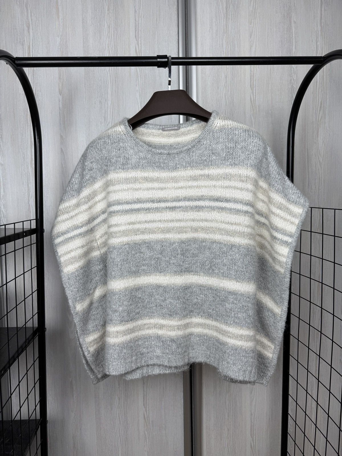 Other Hemisphere oversized grey knitted poncho vest sweate striped Size ONE SIZE - 1 Thumbnail