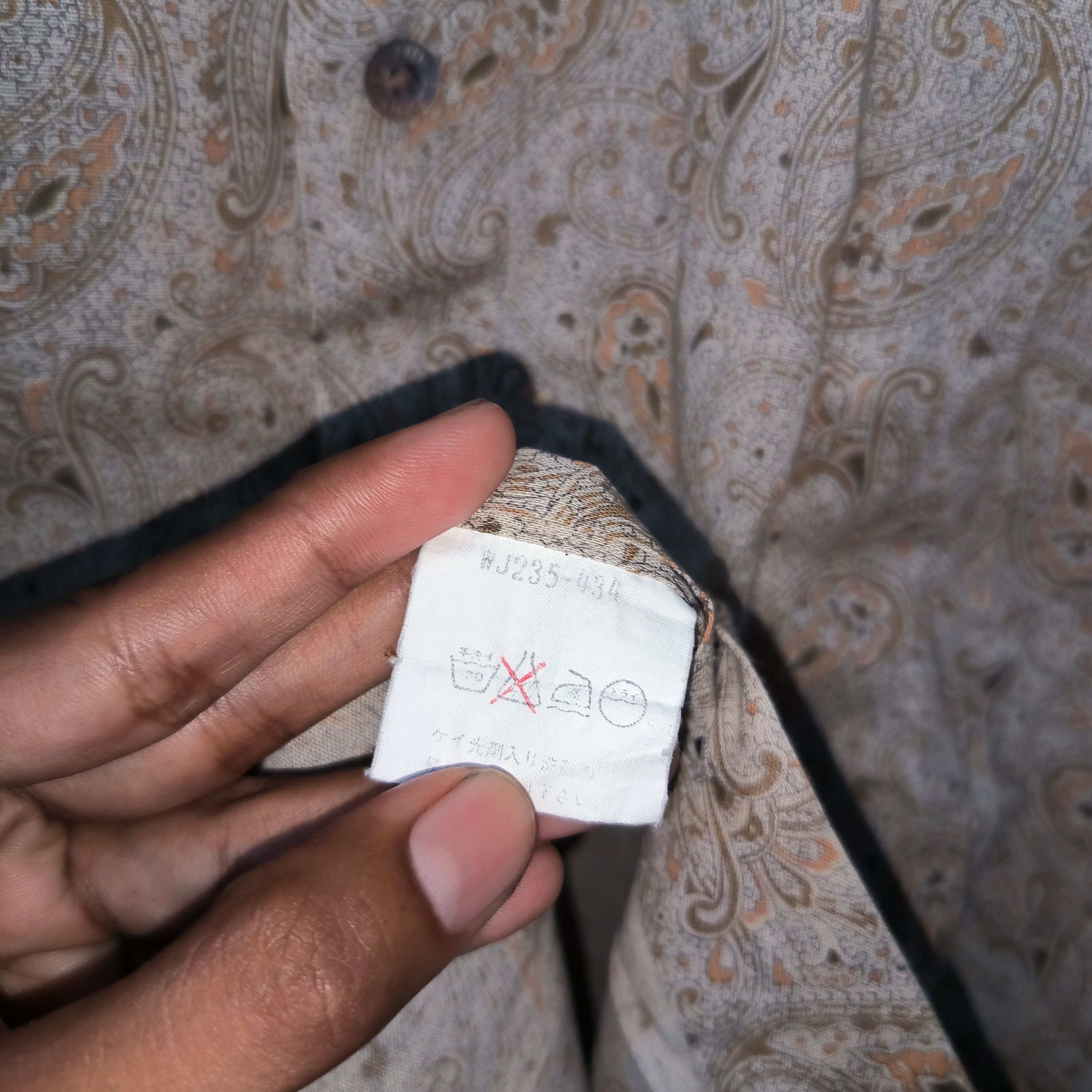 Burberry × Vintage Vintage Burberrys Paisley Bandana Shirts Size US L / EU 52-54 / 3 - 5 Thumbnail