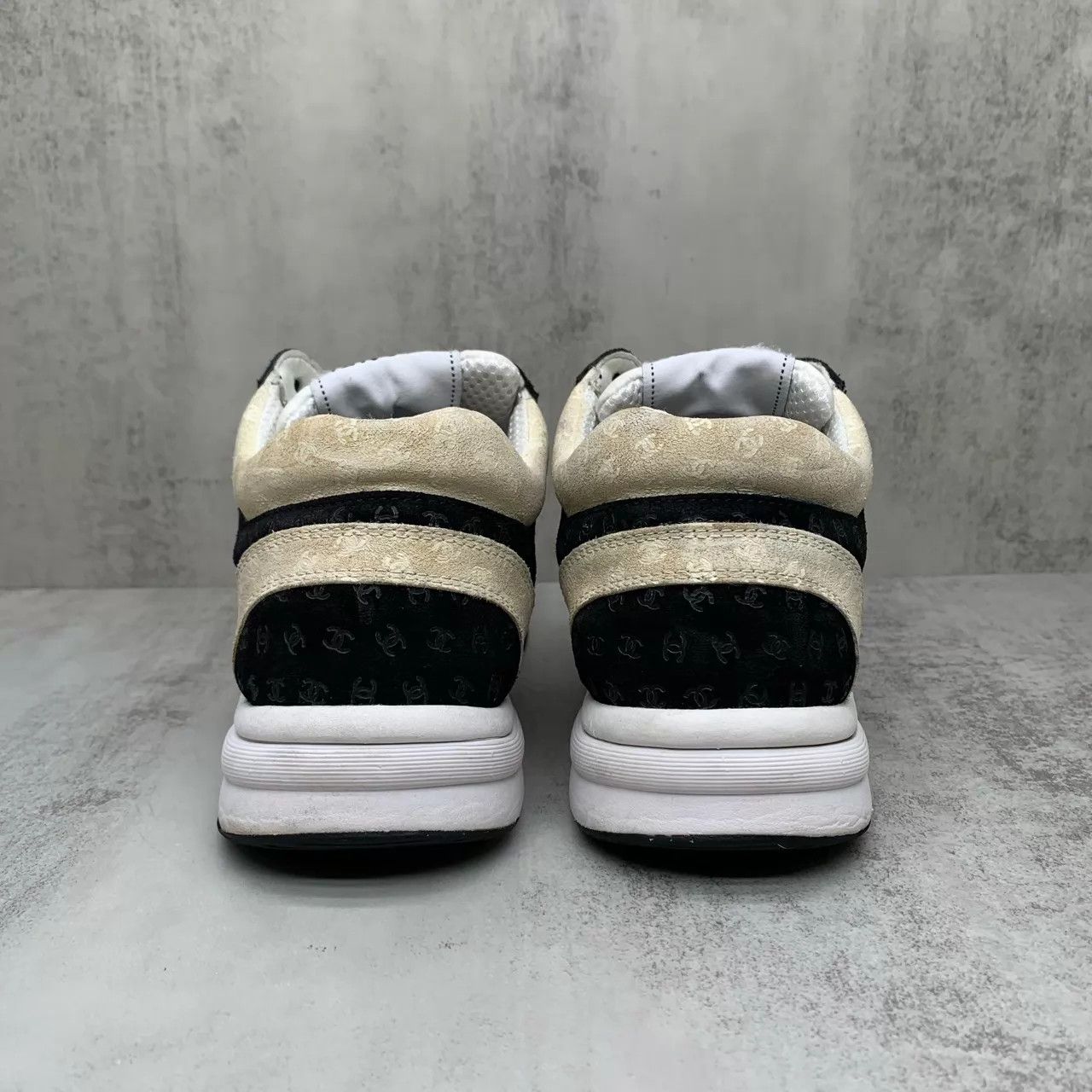 Chanel Chanel AOP Sneakers 39.5 95 New Size US 9 / IT 39 - 5 Thumbnail