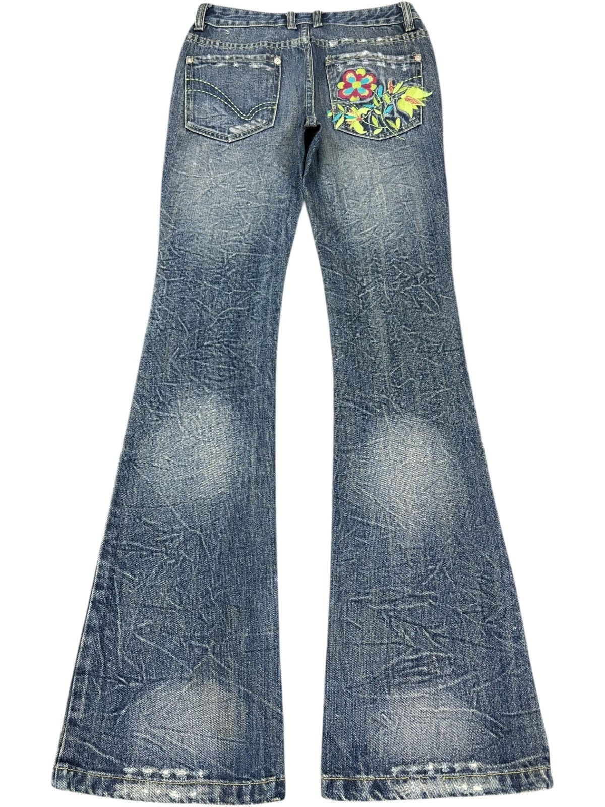 Japanese Brand Vintage Japanese Brand Mud Wash Embroidered Flare Jeans Size 26" / US 2 / IT 38 - 2 Thumbnail