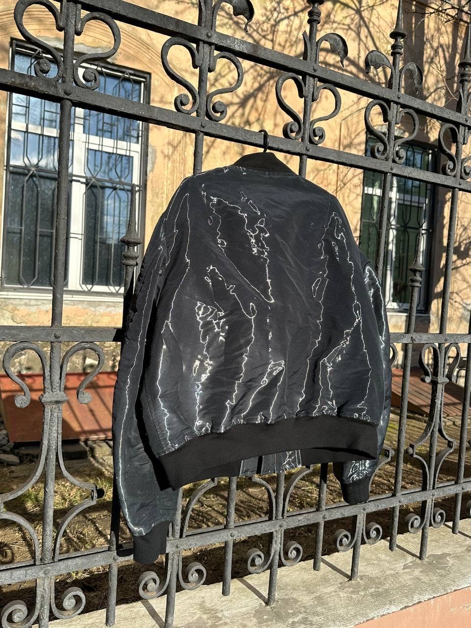 Givenchy Givenchy MA-1 Bomber “Liquid effect” Size 56 “XL” Size US XL / EU 56 / 4 - 2 Thumbnail