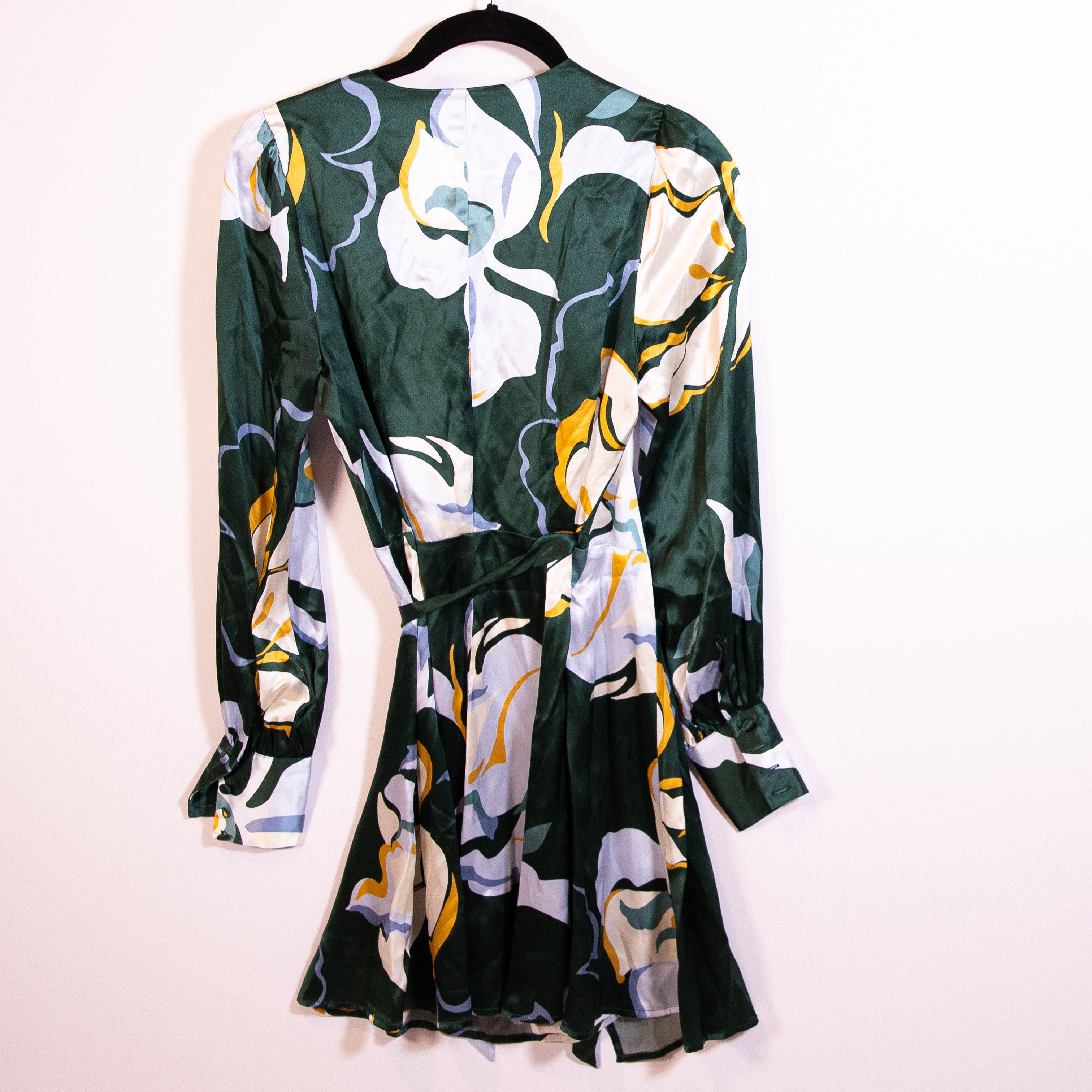 Reformation Reformation Chrisley Silk Satin Floral Flower Size XS / US 0-2 / IT 36-38 - 4 Thumbnail