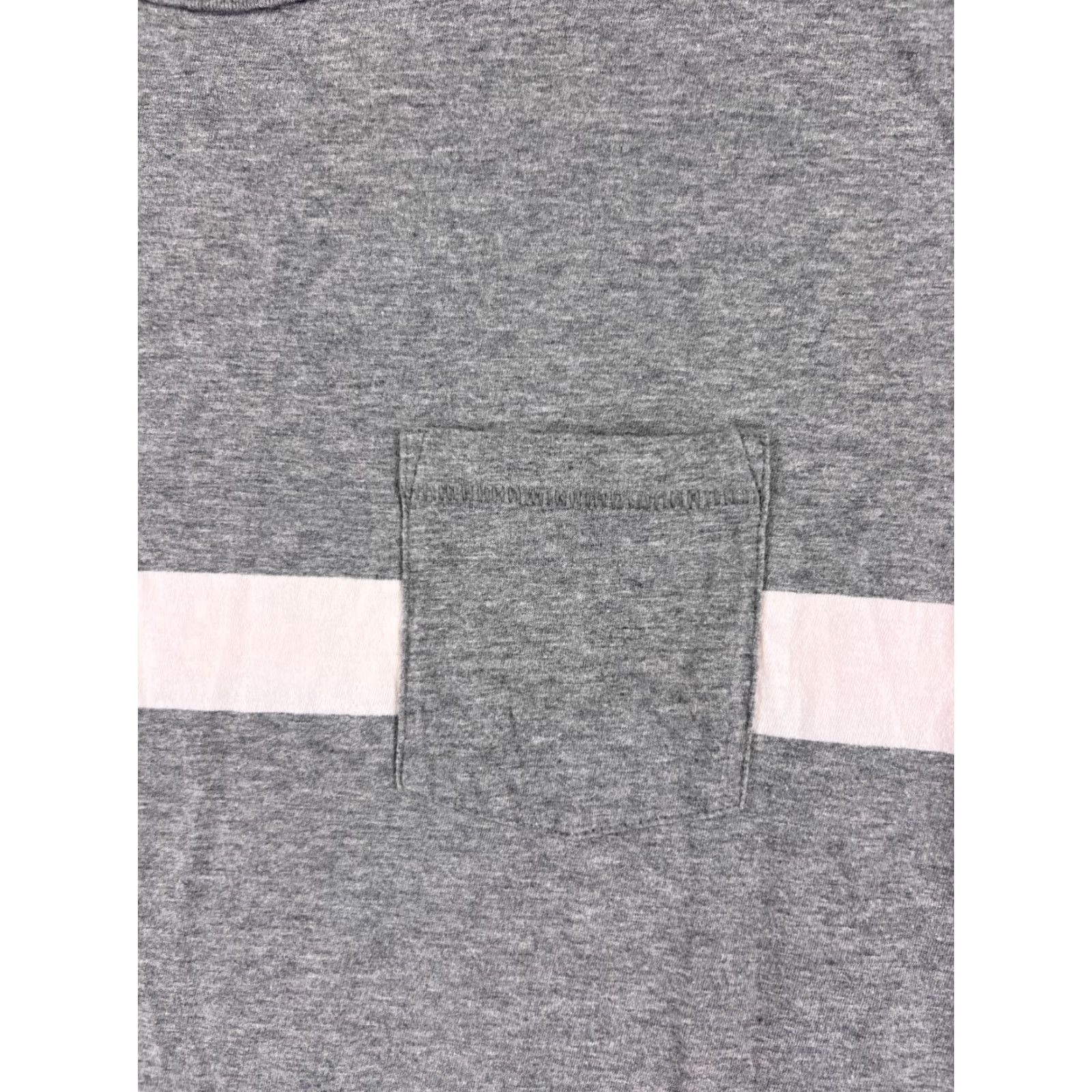 Abercrombie & Fitch Abercrombie & Fitch Shirt Mens Medium Gray White Stripe Crew Neck Short Sleeve Jersey T-Shirt USA Size US S / EU 44-46 / 1 - 6 Thumbnail