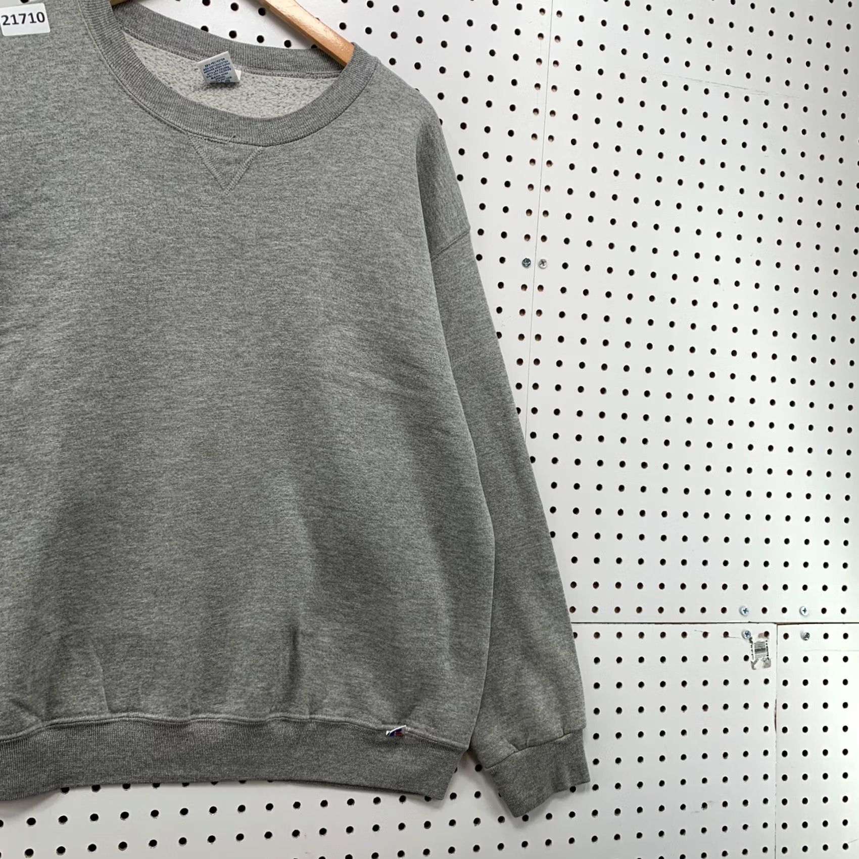 Russell Athletic VINTAGE Russell Athletic Sweatshirt Gray Large 90s Crewneck Pullover Men Size US L / EU 52-54 / 3 - 4 Thumbnail