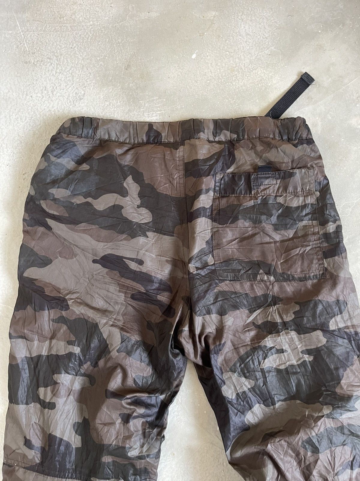Uniqlo RARE UNIQLO SWEATPANT CAMOUFLAGE DESIGNED Size US 32 / EU 48 - 4 Thumbnail