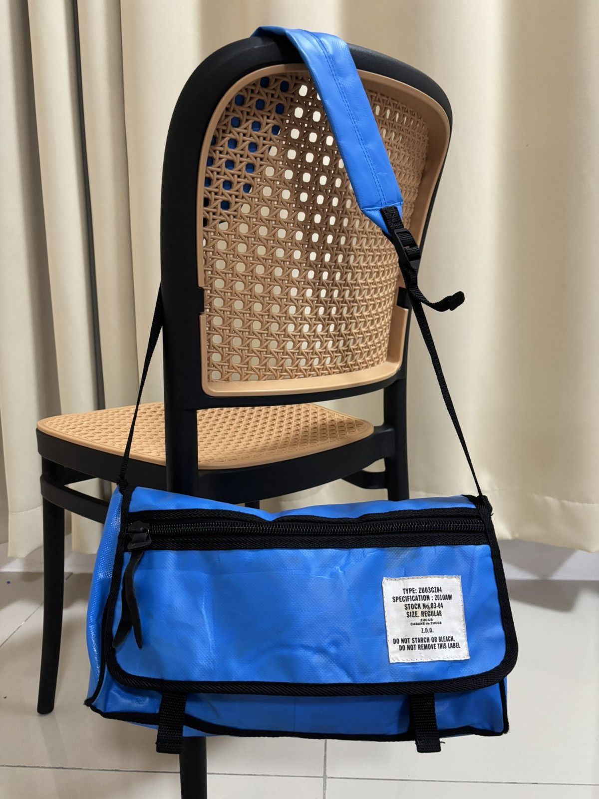 CABANE de ZUCCa ISSEY MIYAKE CABANE de ZUCCA Messenger / Crossbody Bag Size ONE SIZE - 1 Thumbnail