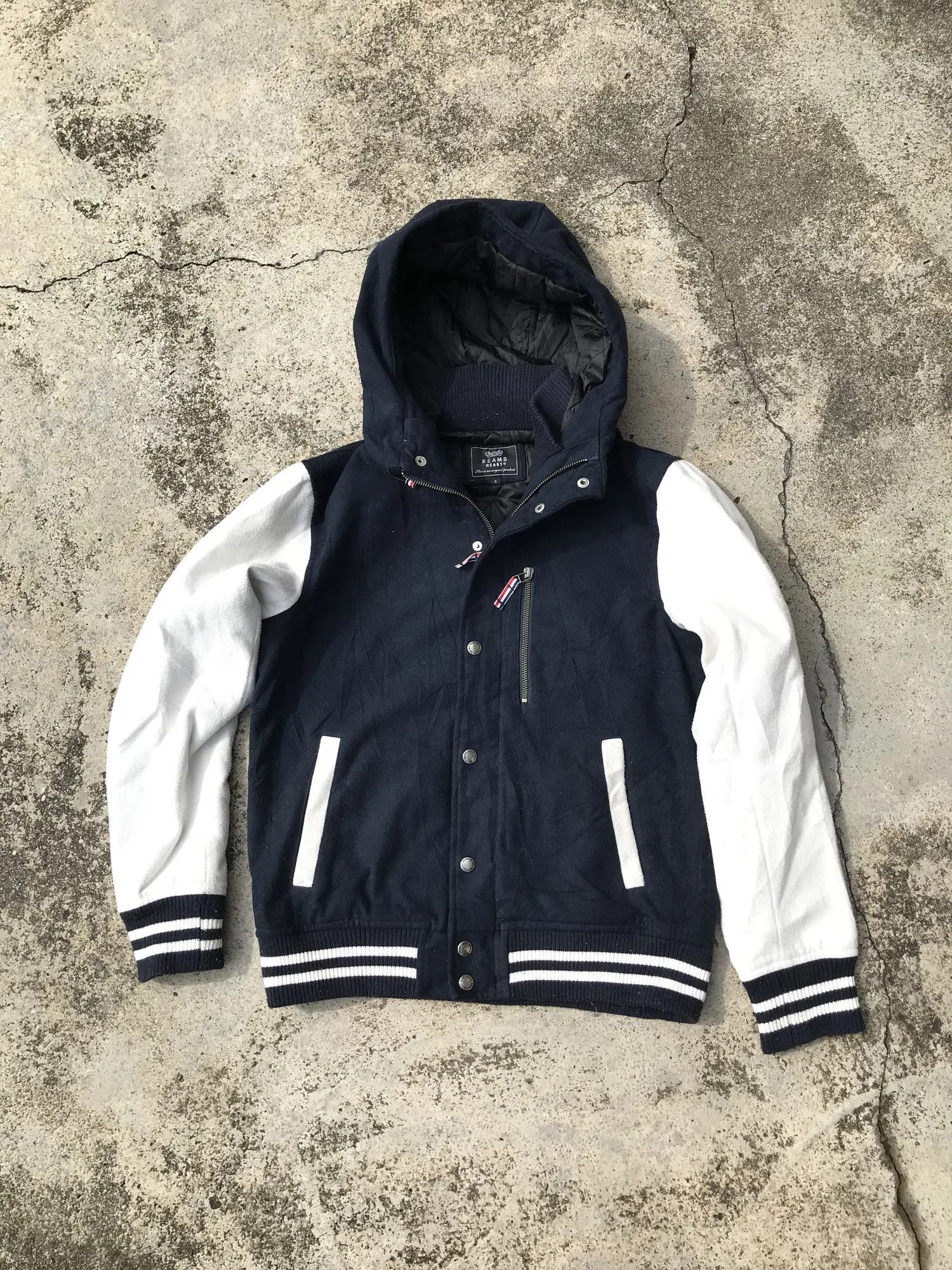 Beams Plus Beams Japan Hood Varsity Jacket Size US S / EU 44-46 / 1 - 1 Thumbnail