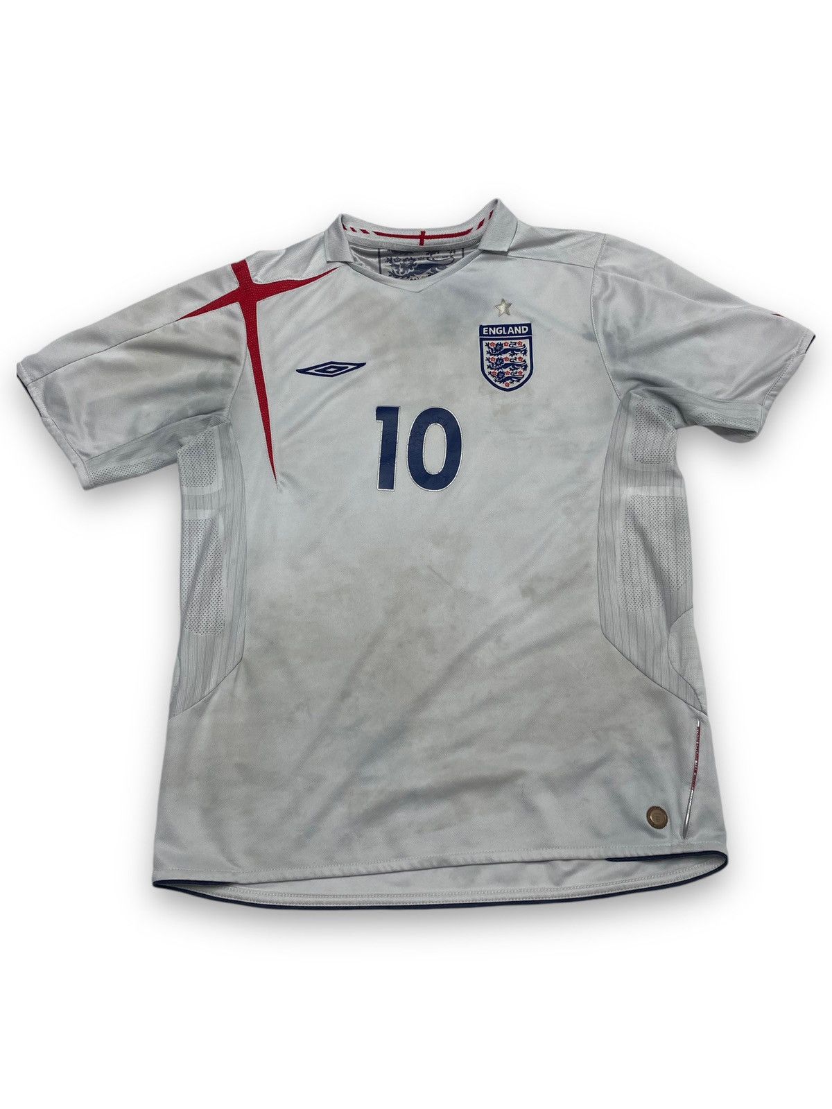 Umbro 06 Vintage UMBRO ENGLAND OWEN Football Distressed Jersey N10 Size US L / EU 52-54 / 3 - 2 Thumbnail