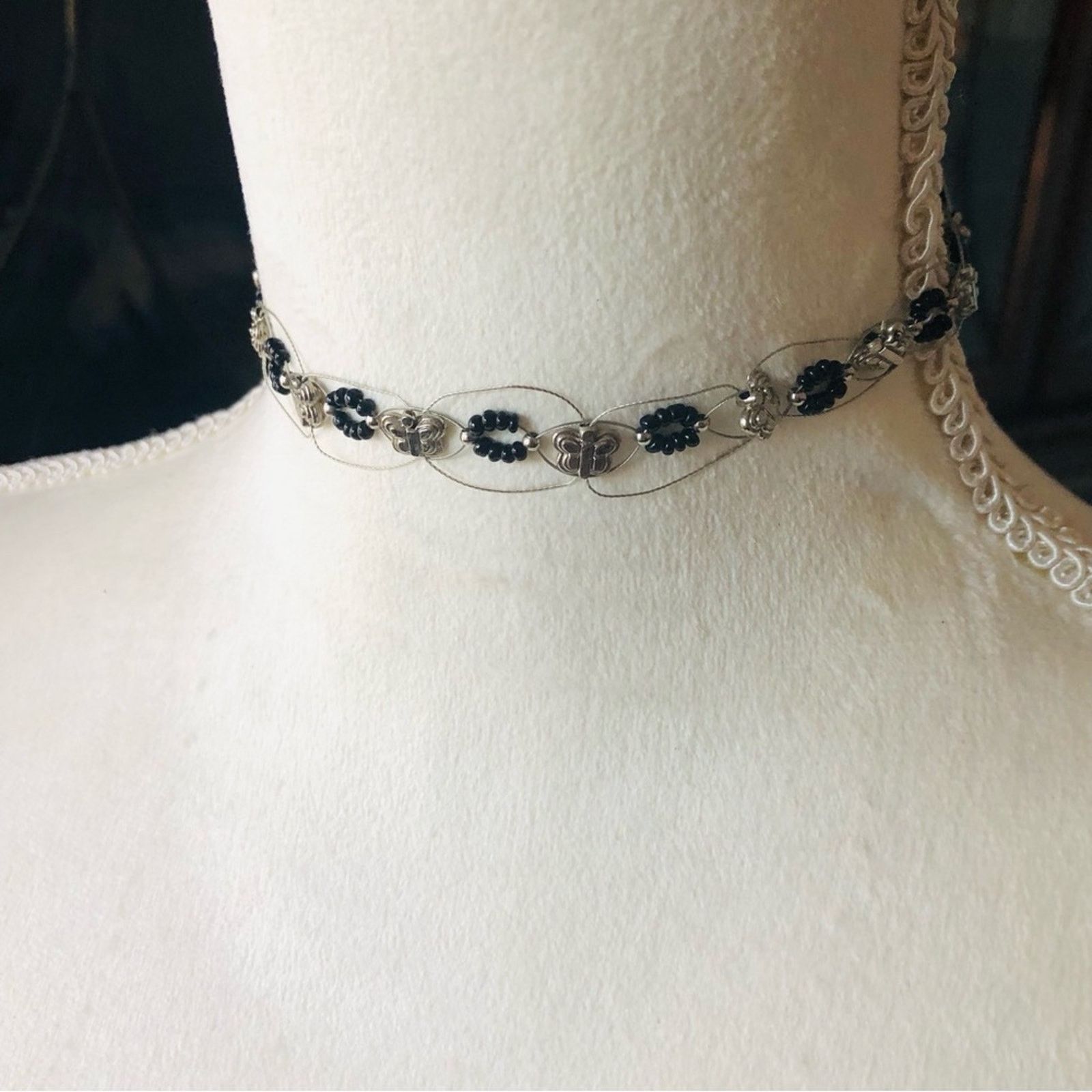 Handmade Handcrafted butterfly seed bead wire choker necklace Size ONE SIZE - 4 Thumbnail