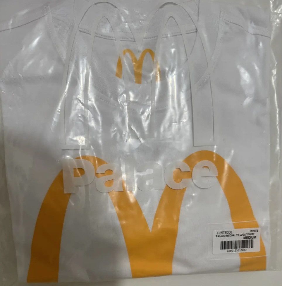 Palace McDonald’s x Palace Size US M / EU 48-50 / 2 - 2 Thumbnail