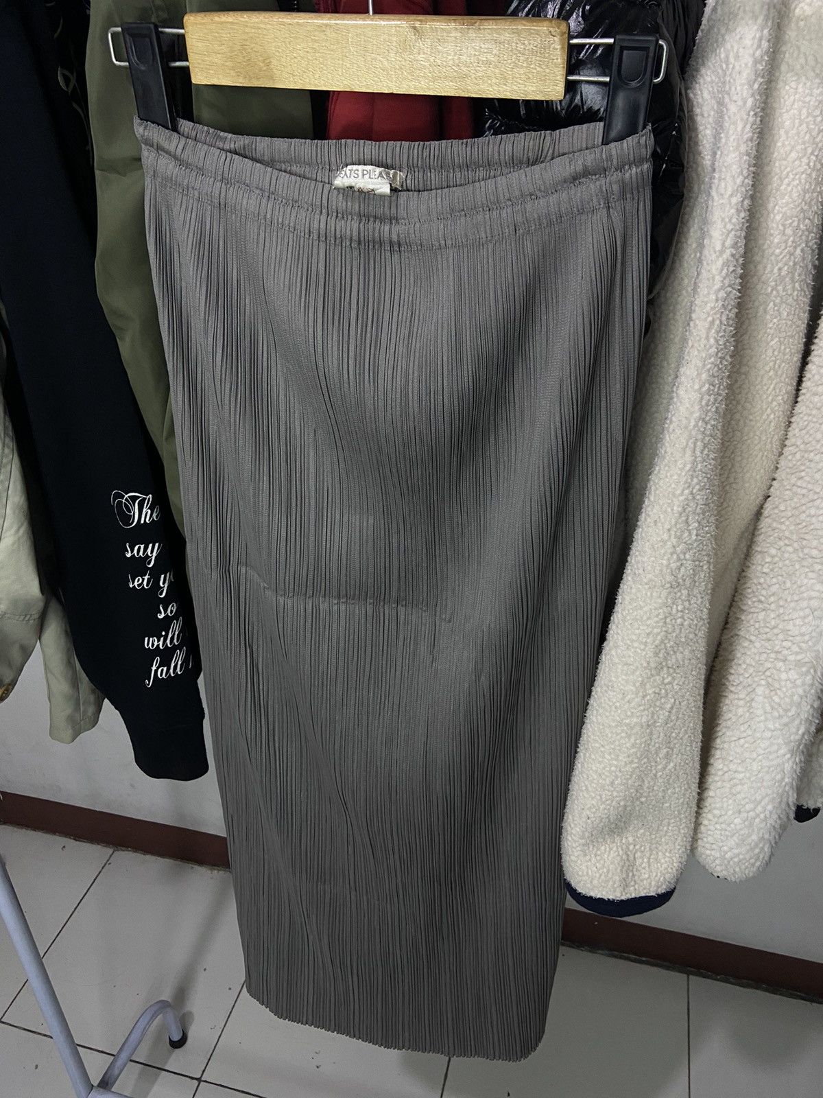 Homme Plisse Issey Miyake × Pleats Please Issey Miyake Offer‼️ PLEATS PLEASE MIDI SKIRT GREY SIZE 1 Size 24" / US 00 / IT 34 - 4 Thumbnail