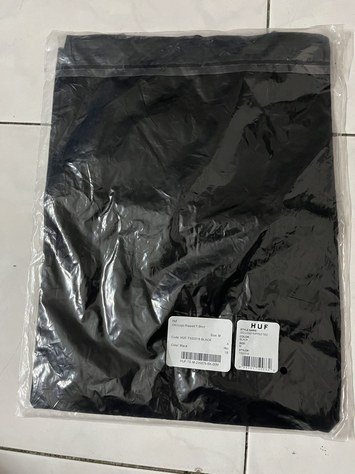 Huf OG RIPPED BOX LOGO TEE - BLACK Size US M / EU 48-50 / 2 - 2 Thumbnail