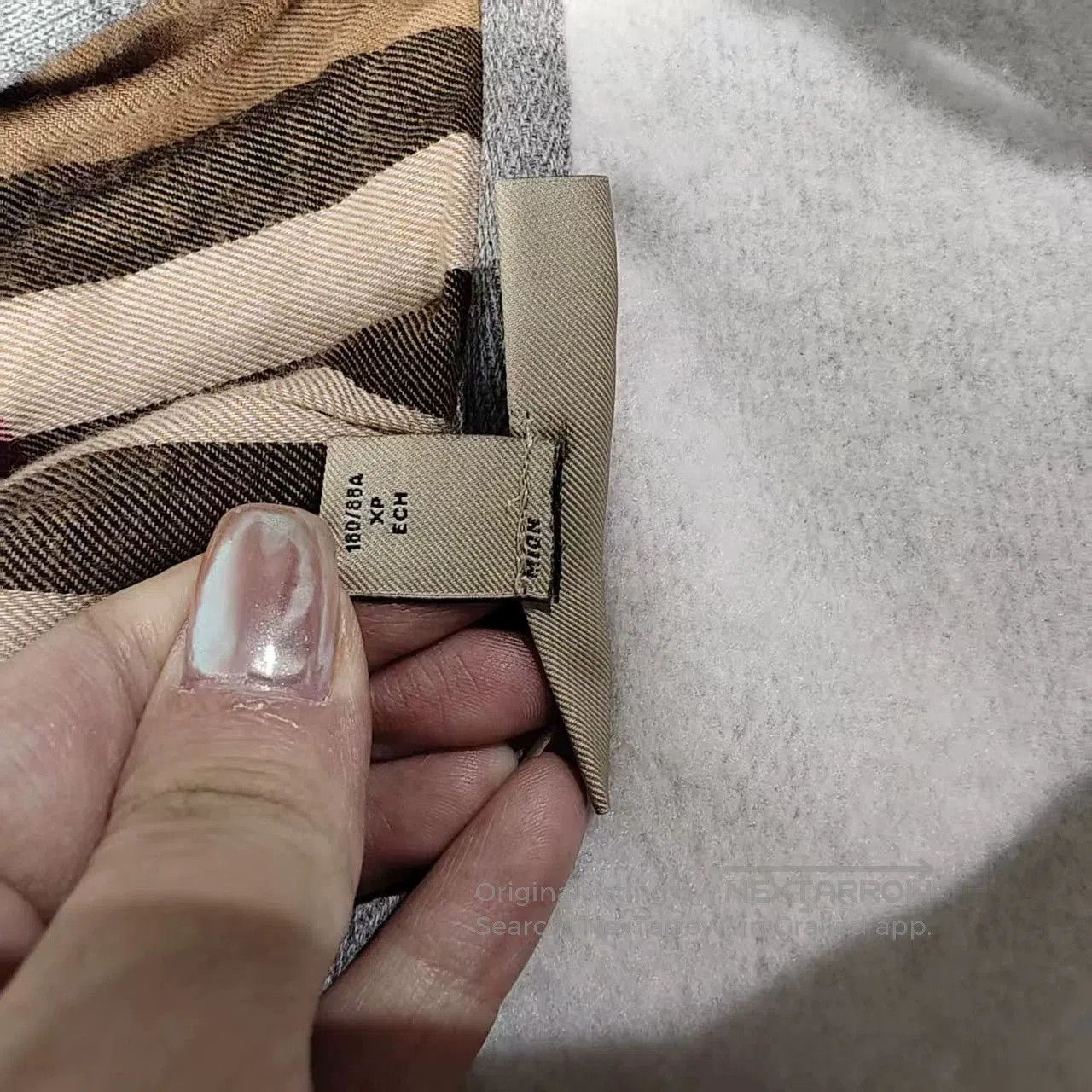 Burberry burberry gray check hoodie outerwear for xs. Size US XS / EU 42 / 0 - 4 Thumbnail