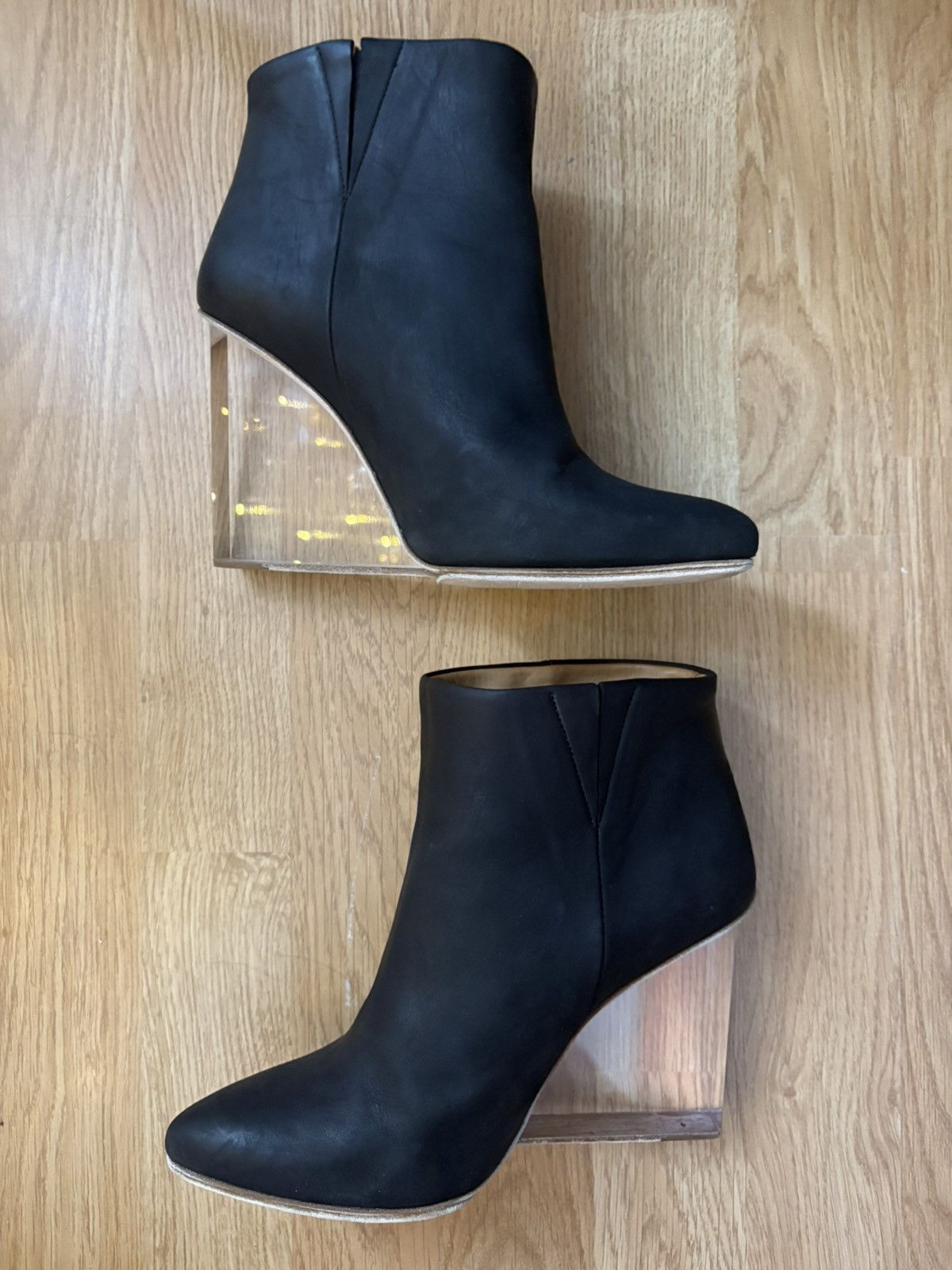 H&M × Maison Margiela H&M x Maison Martin Margiela Black Leather Boots Wedge Plexi Size US 7 / IT 37 - 4 Thumbnail