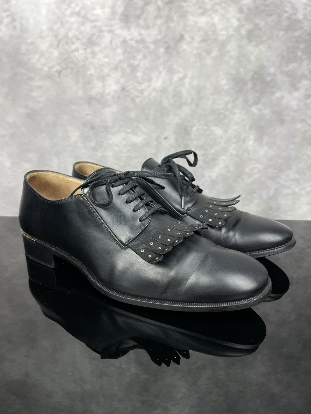 Salvatore Ferragamo Salvatore Ferragamo Women's Black Leather Oxford Size 9.5 C Size US 9.5 / IT 39.5 - 1 Thumbnail