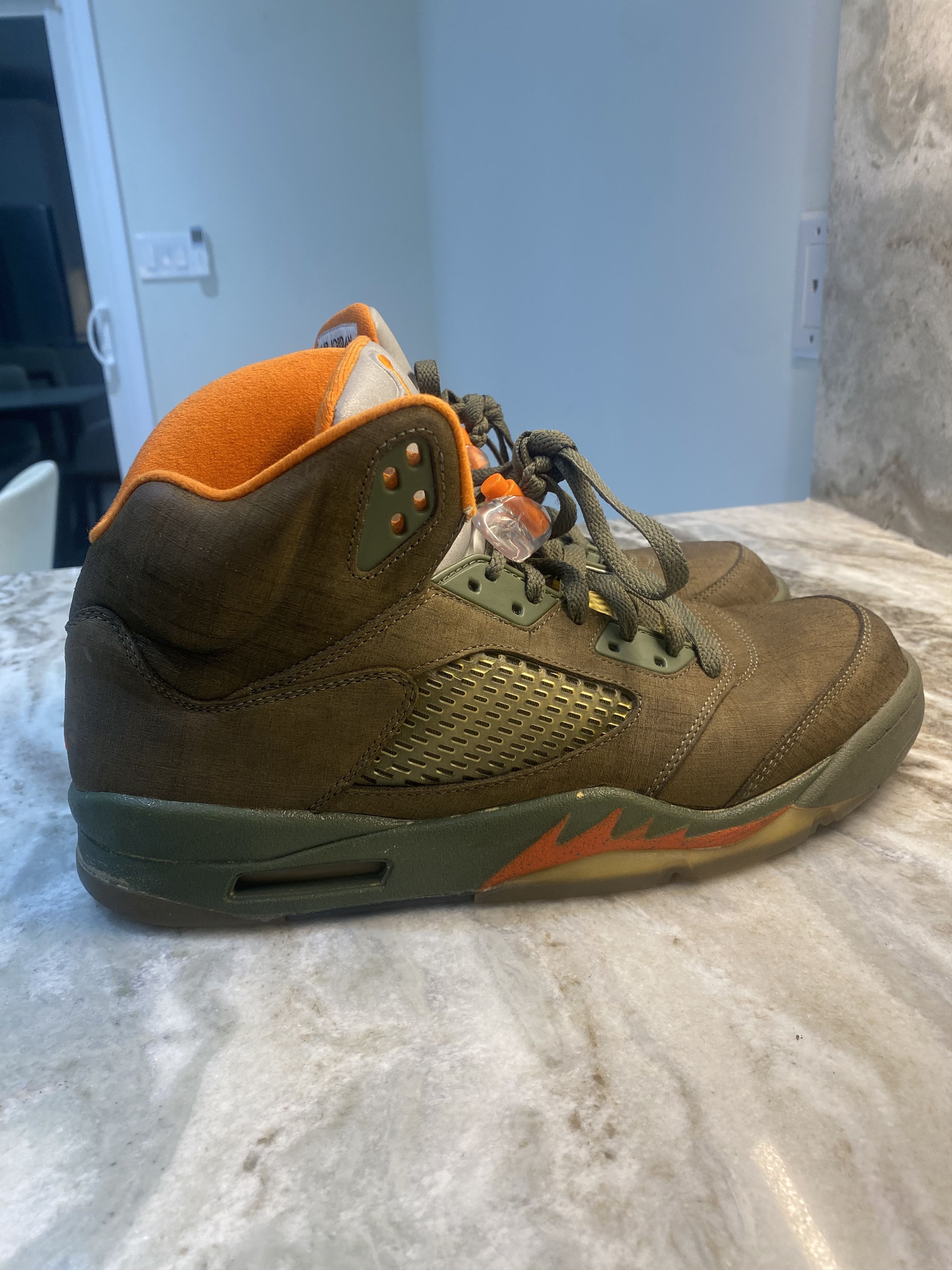 Nike 2006 Air Jordan 5 Retro LS 'Olive' Size US 11.5 / EU 44-45 - 16 Thumbnail