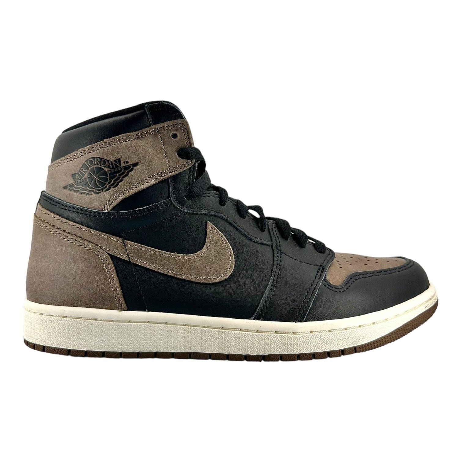 image of Nike Air Jordan 1 Retro High OG Shoes in Palomino, Men's (Size 9)