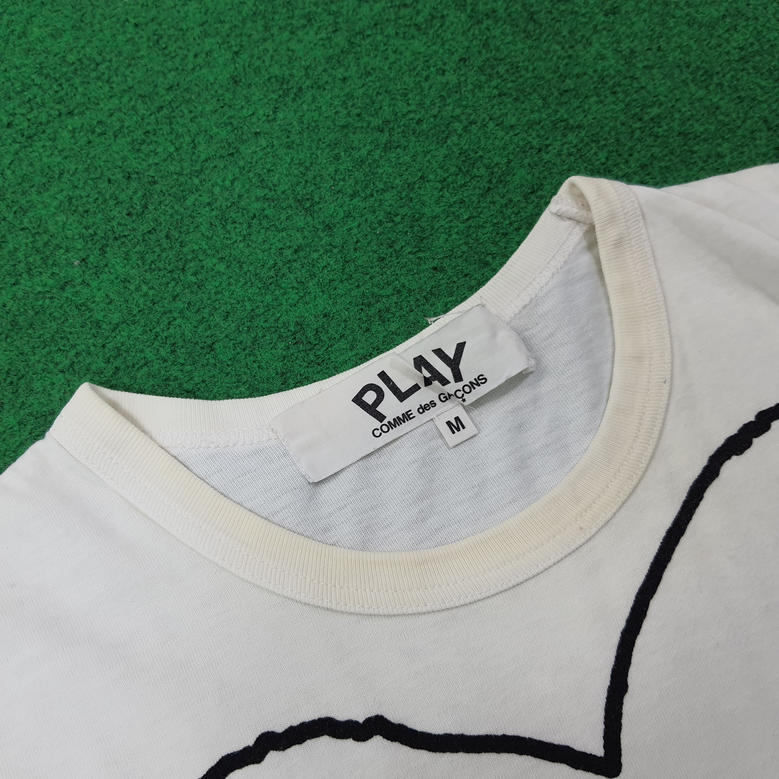 Comme des Garcons PLAY Vintage Comme Des Garcons PLAY Heart Logo Tshirt C267N31 Size M / US 6-8 / IT 42-44 - 5 Thumbnail