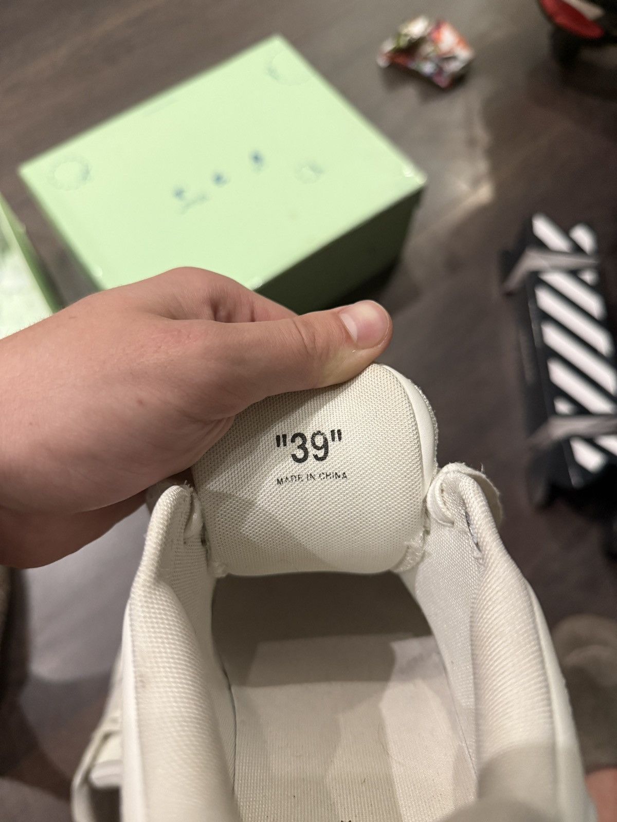 Off-White Off White Out Of Office Size US 9 / IT 39 - 5 Thumbnail