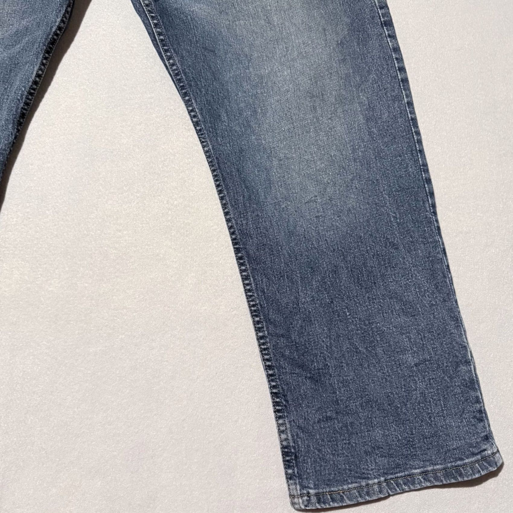 Wrangler Wrangler Jeans Blue Denim High-Rise Classic Straight Fit Zip Fly 42X29 Jeans Men 42 Blue Vintage Wrangler Jeans Mens 42X29 Size US 42 / EU 58 - 6 Thumbnail